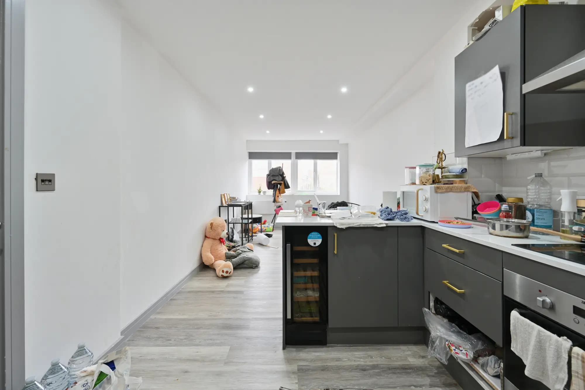 property photo 15 of 33