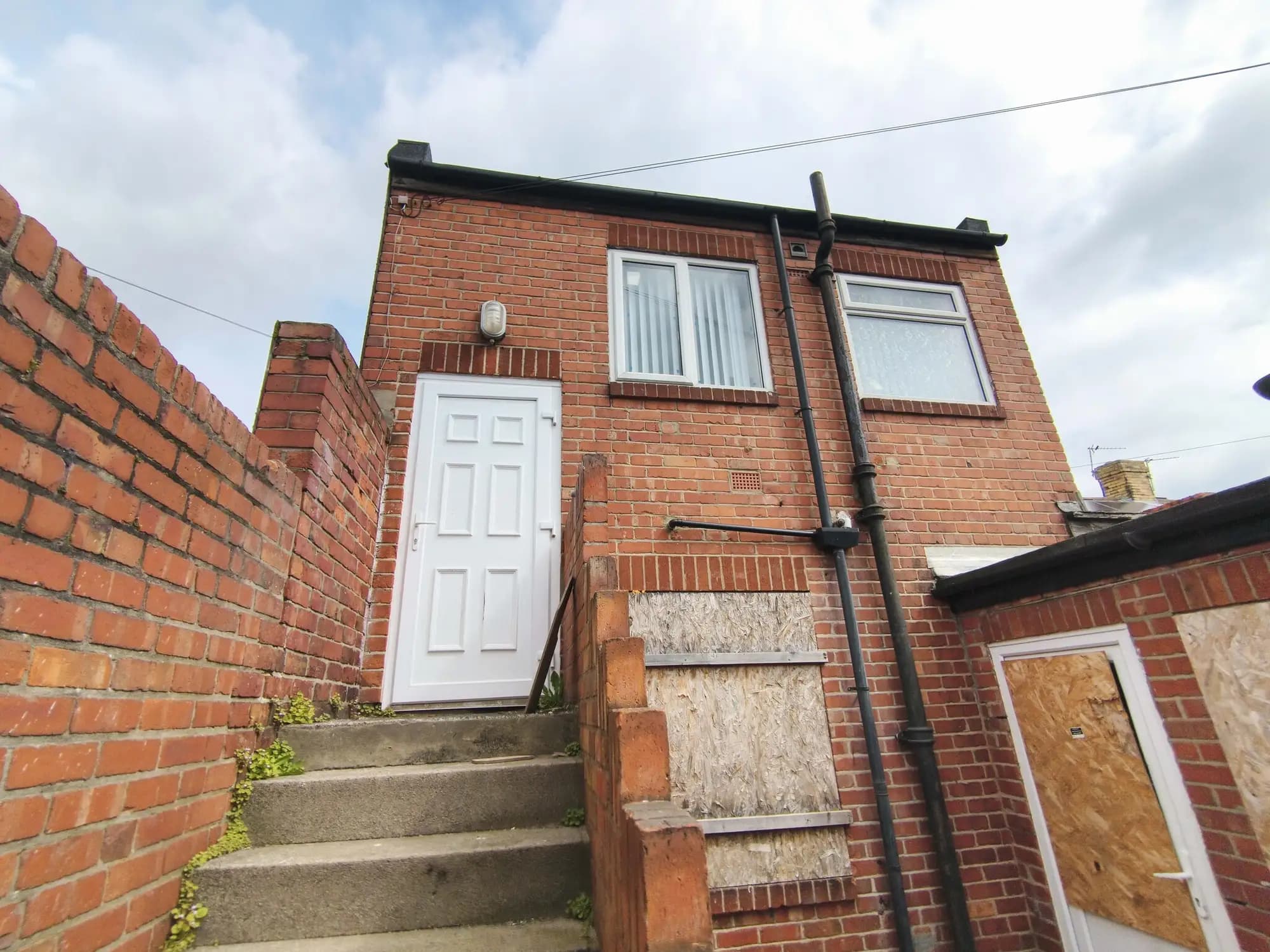 property photo 15 of 16