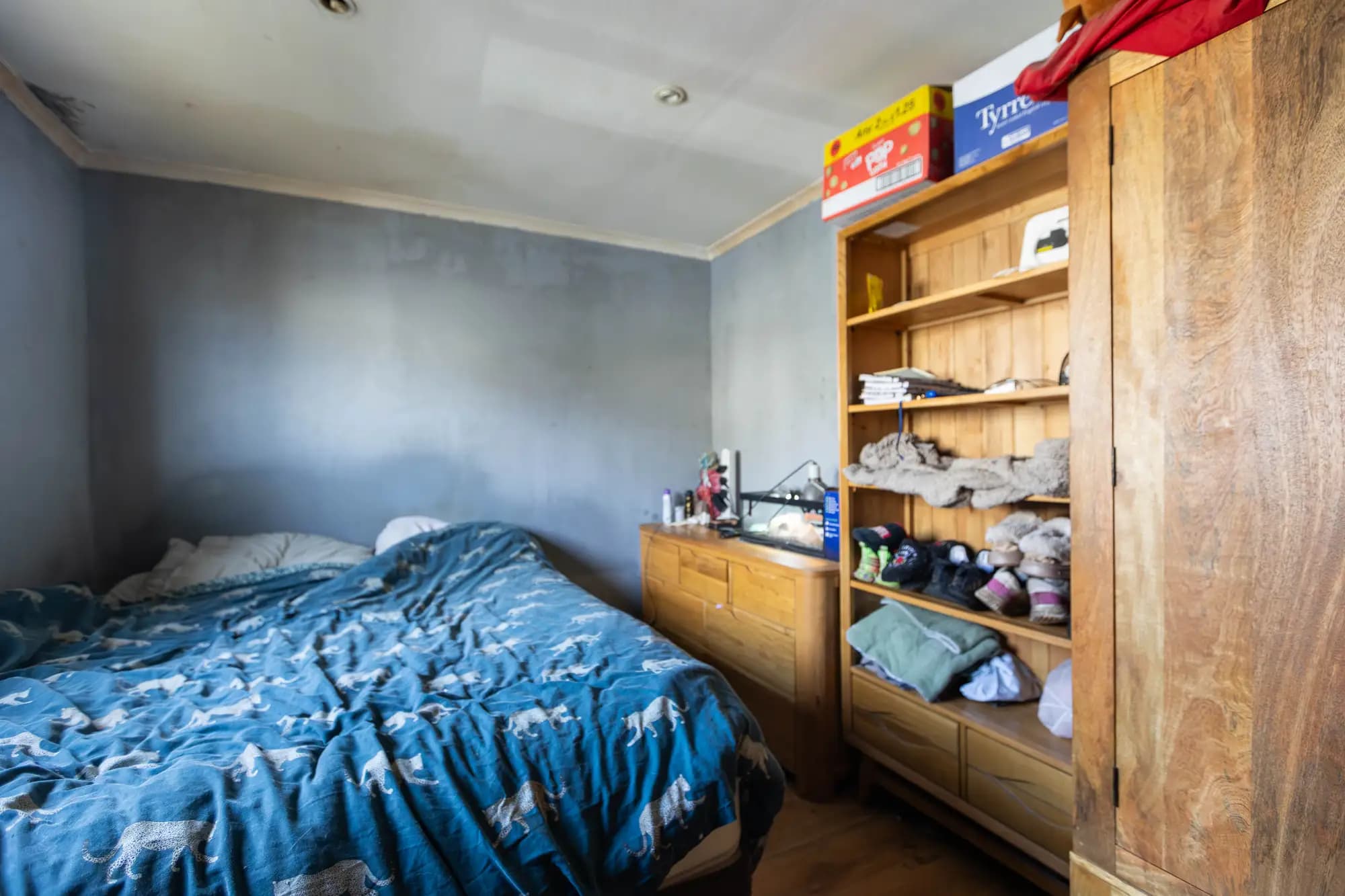 property photo 10 of 17