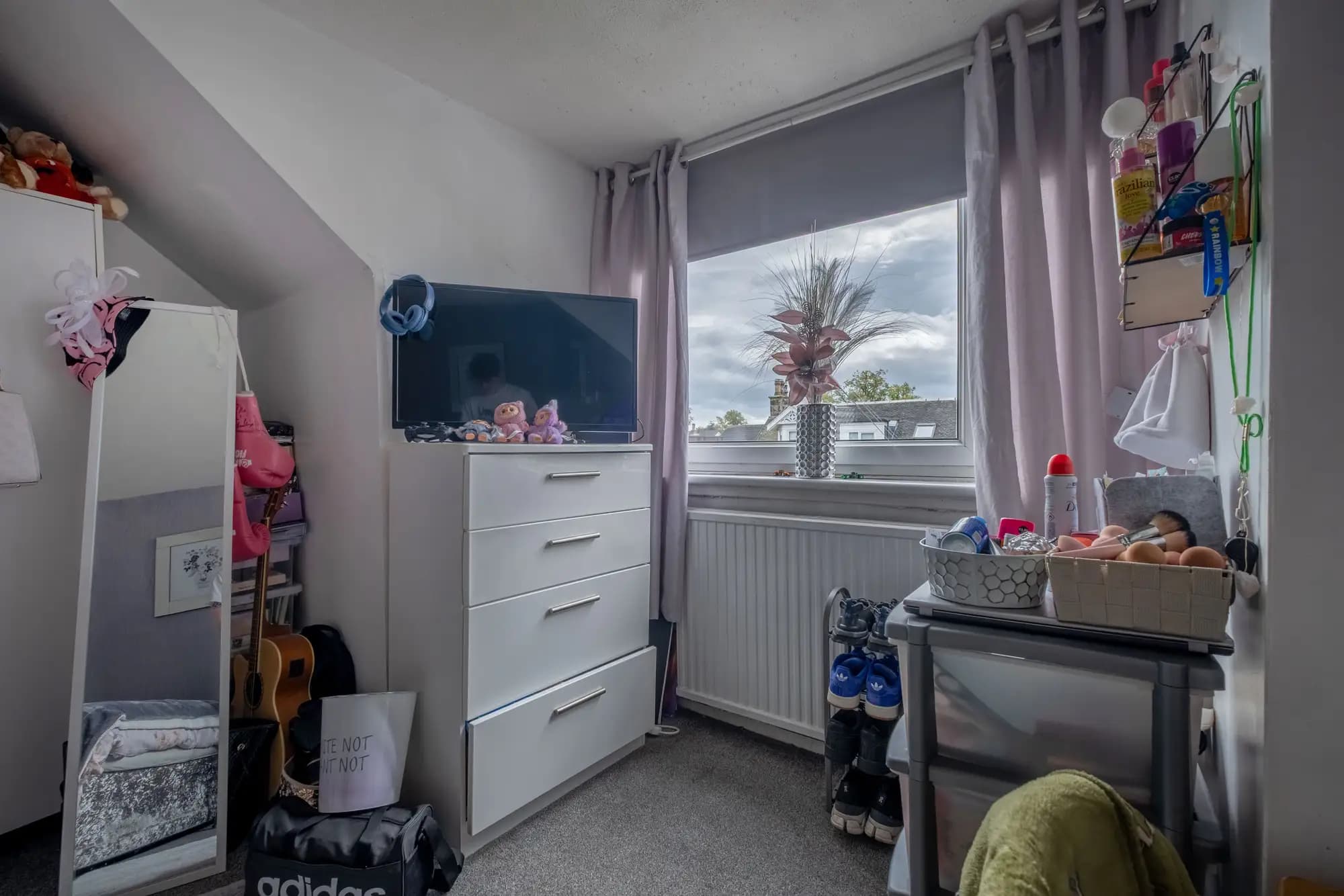 property photo 20 of 27