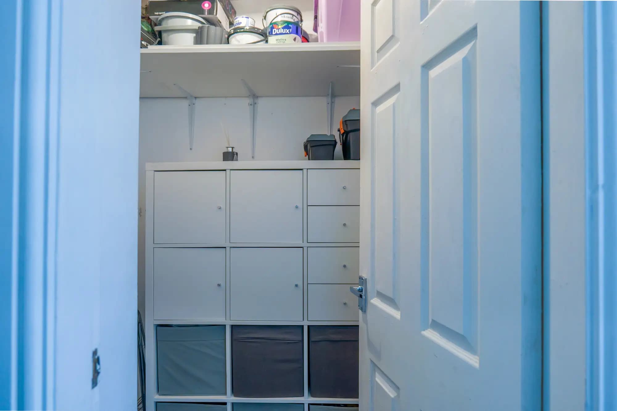 property photo 11 of 17