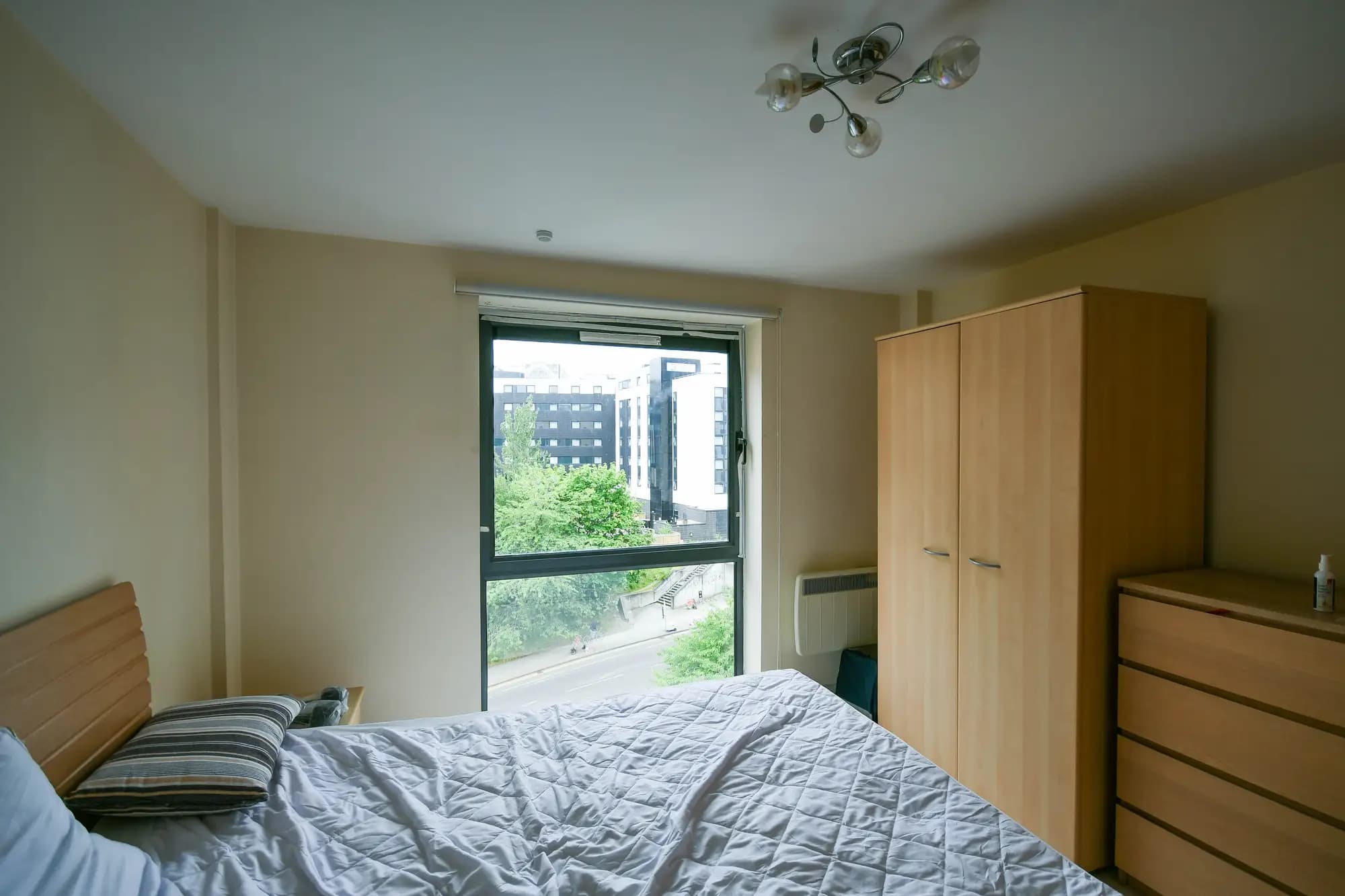 property photo 17 of 23