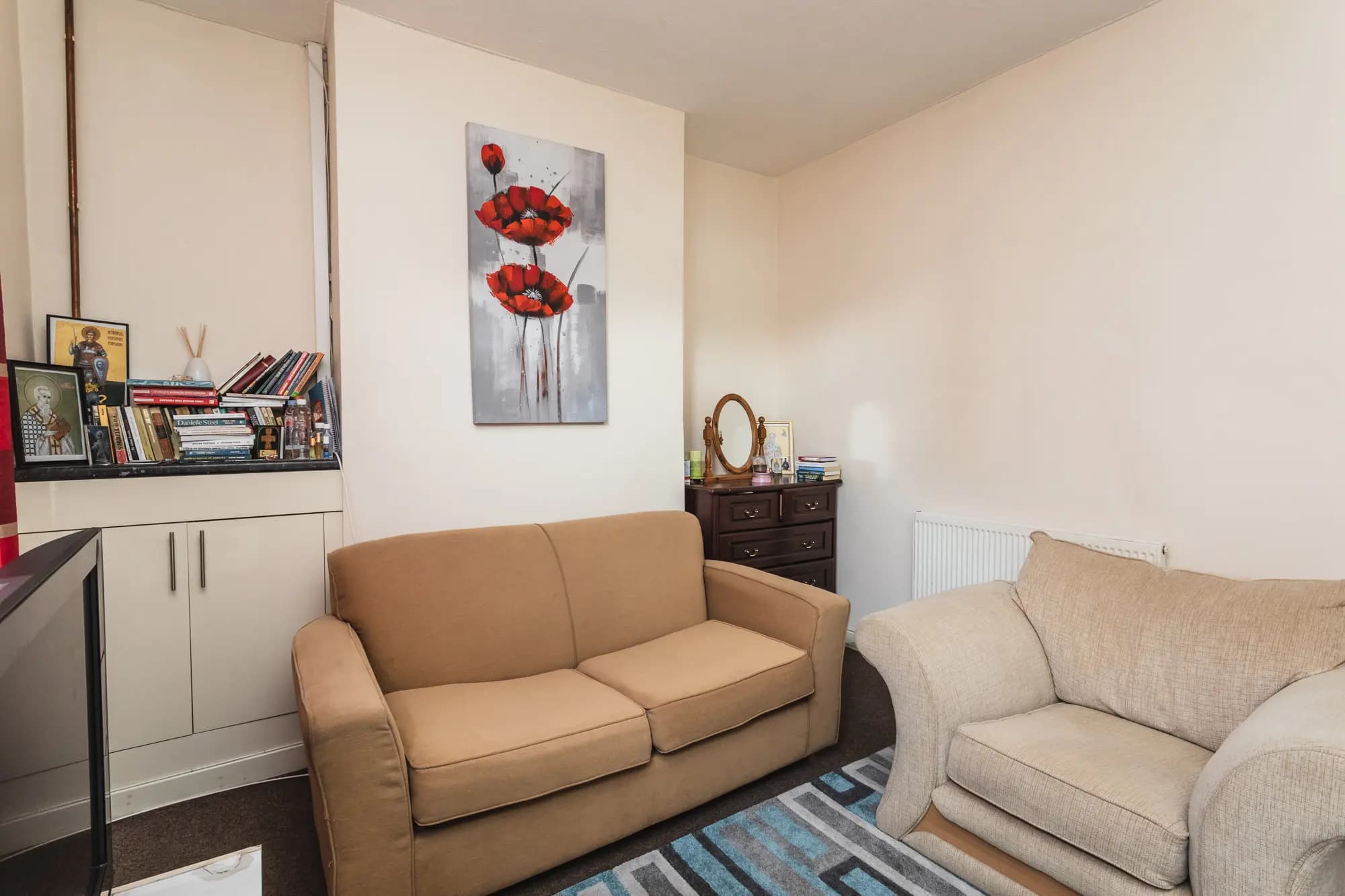 property photo 3 of 28