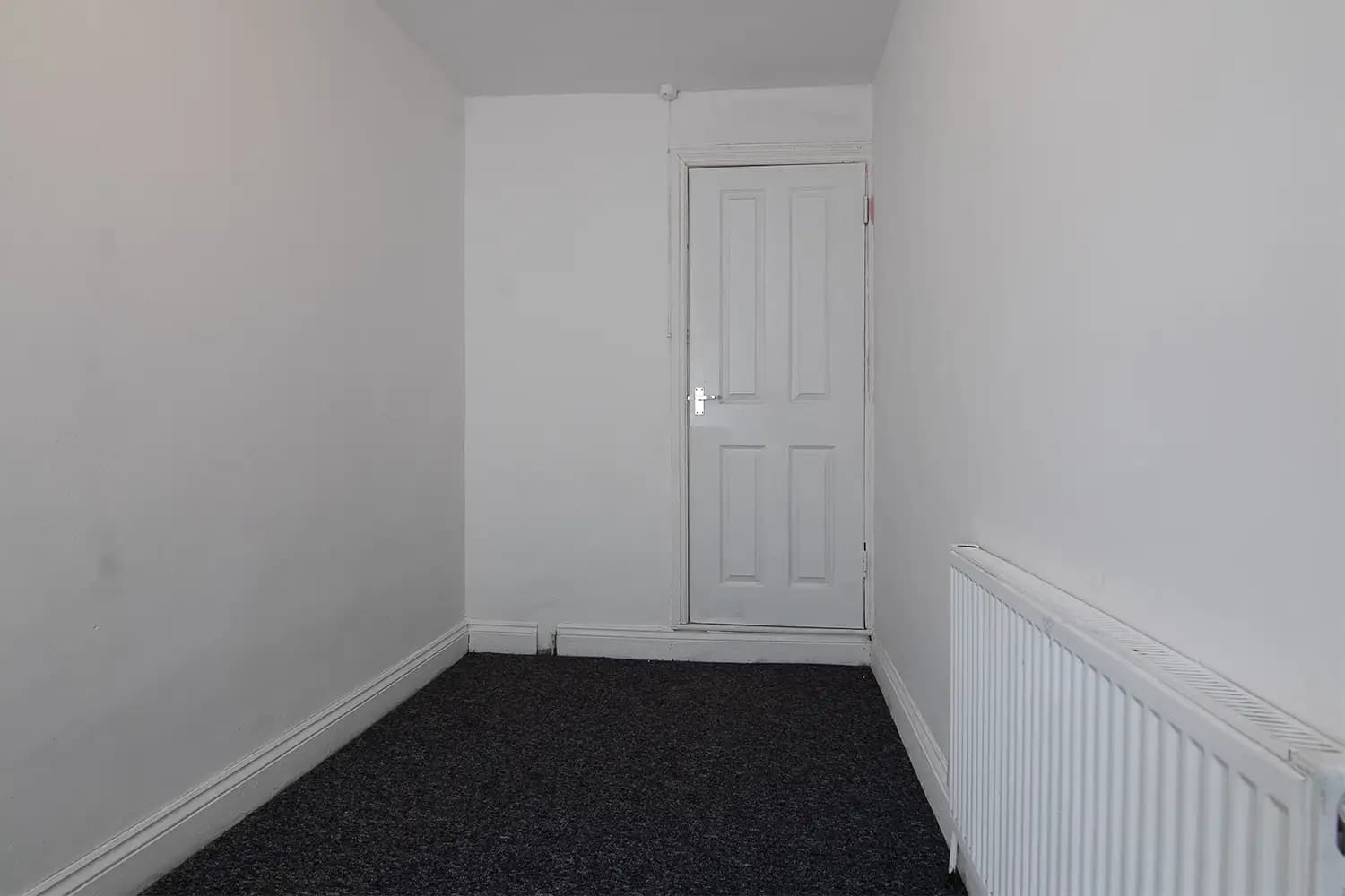 property photo 16 of 30