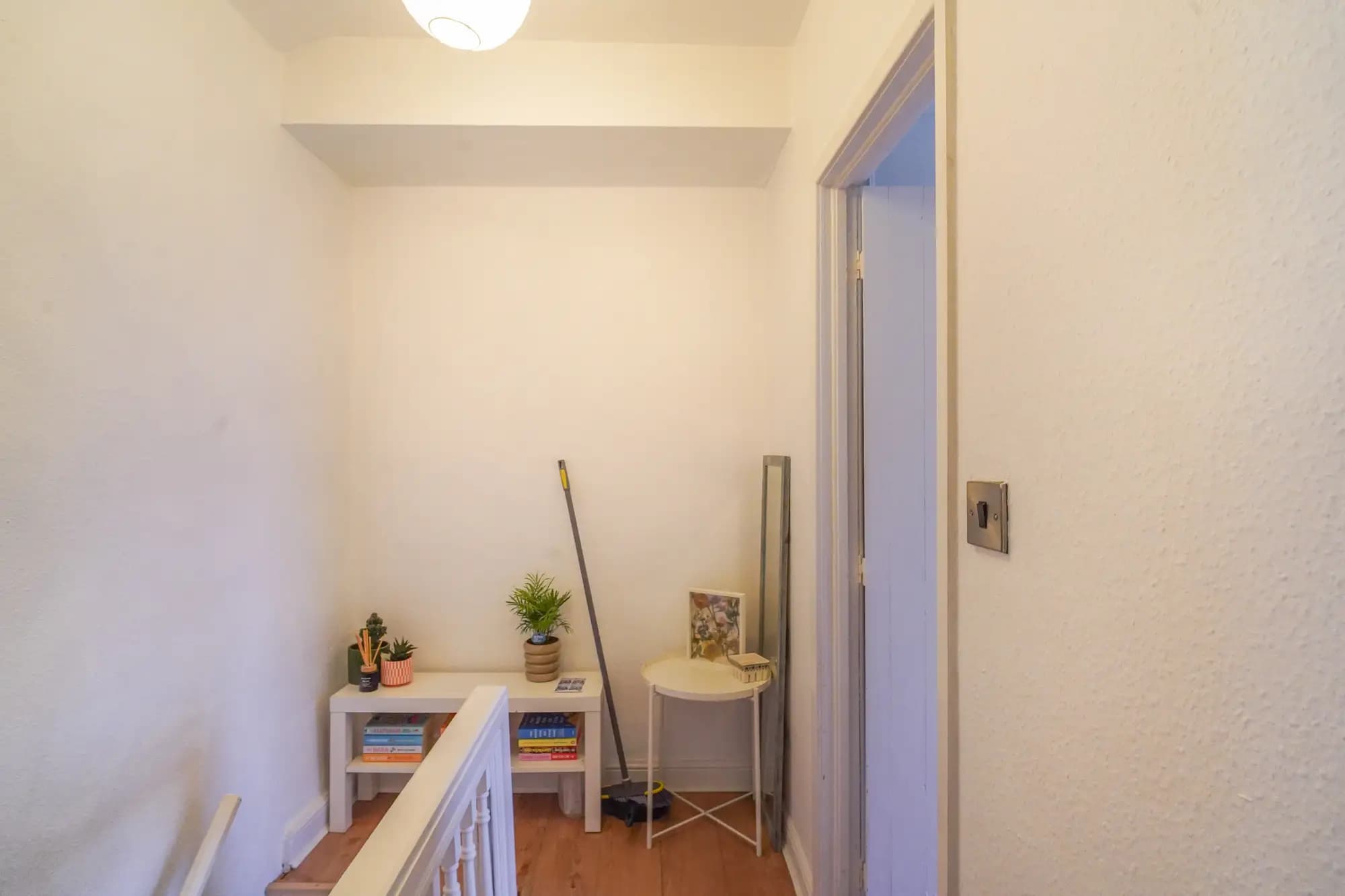 property photo 13 of 16