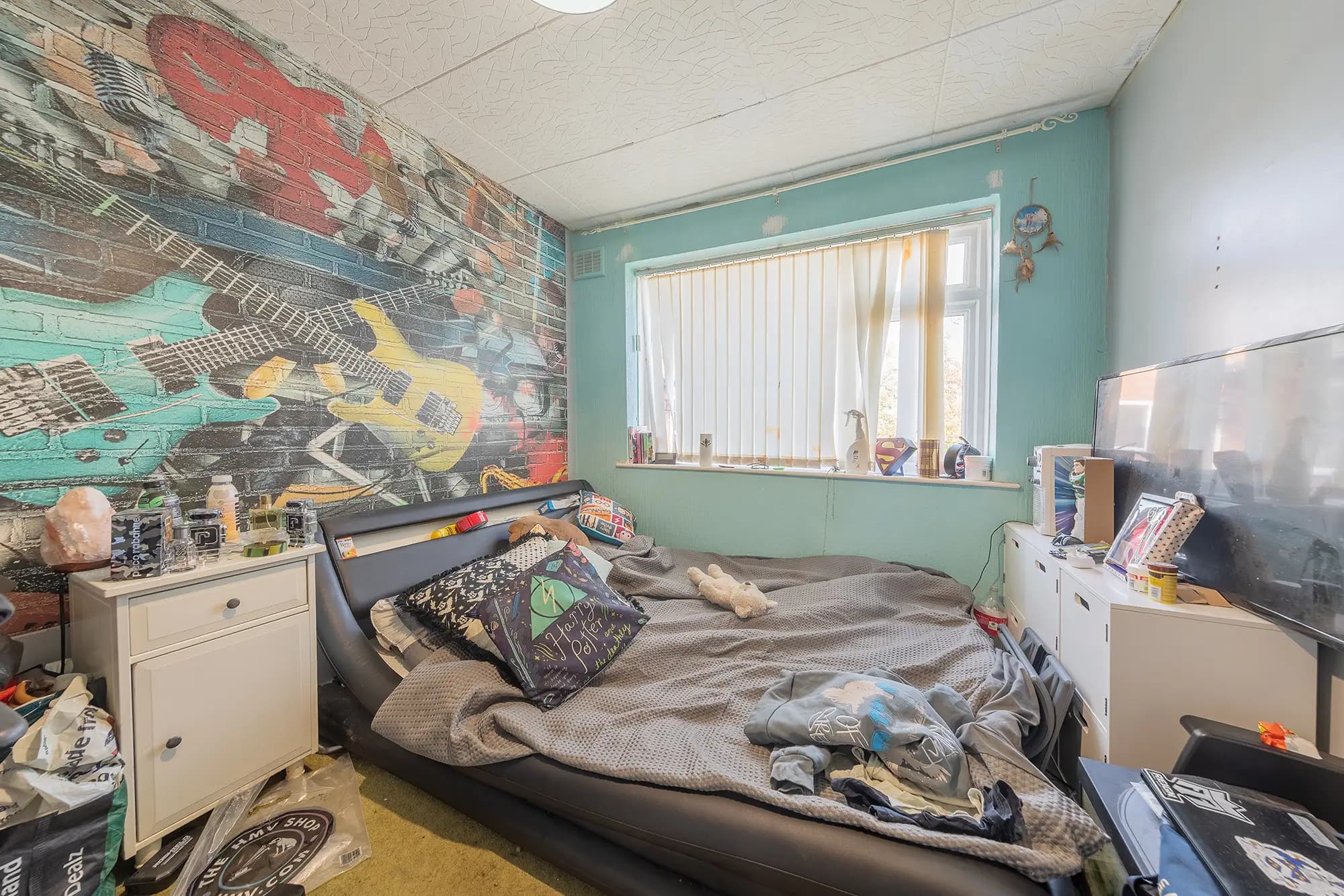 property photo 12 of 16