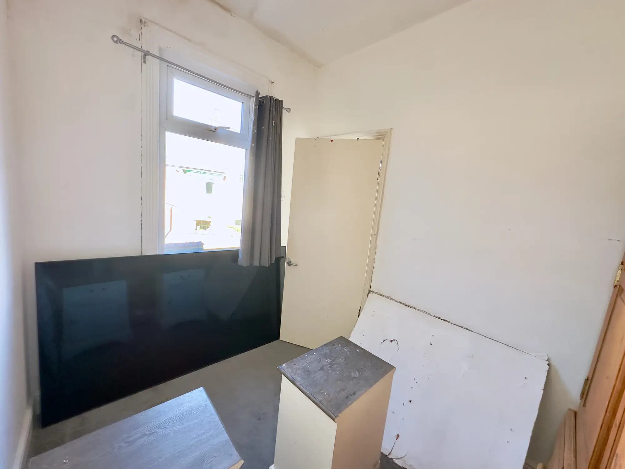property photo 11 of 23