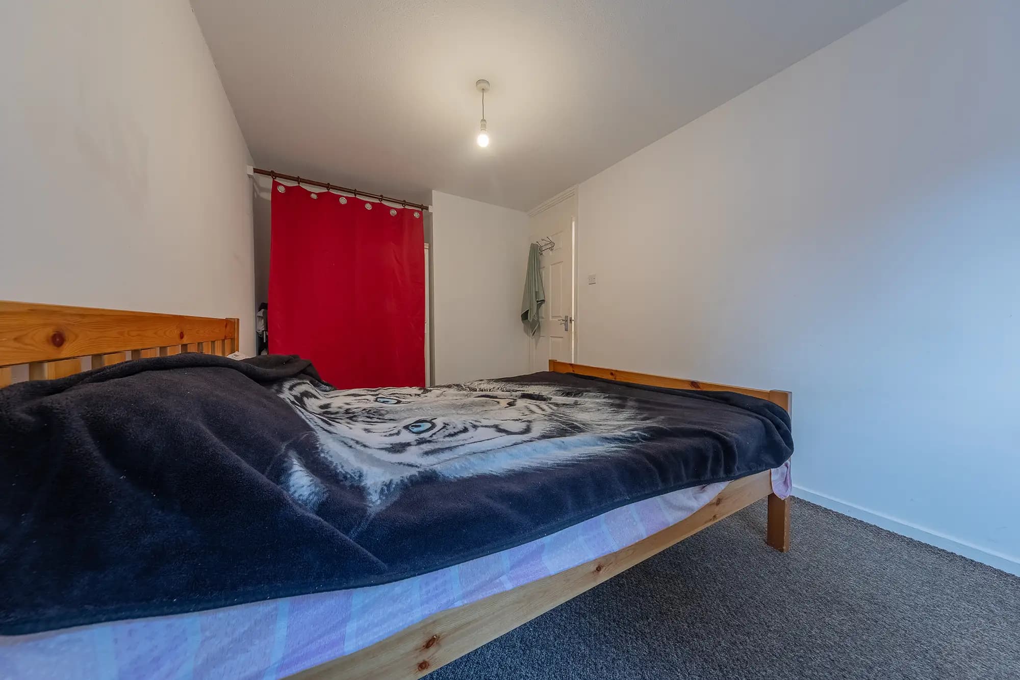 property photo 22 of 30