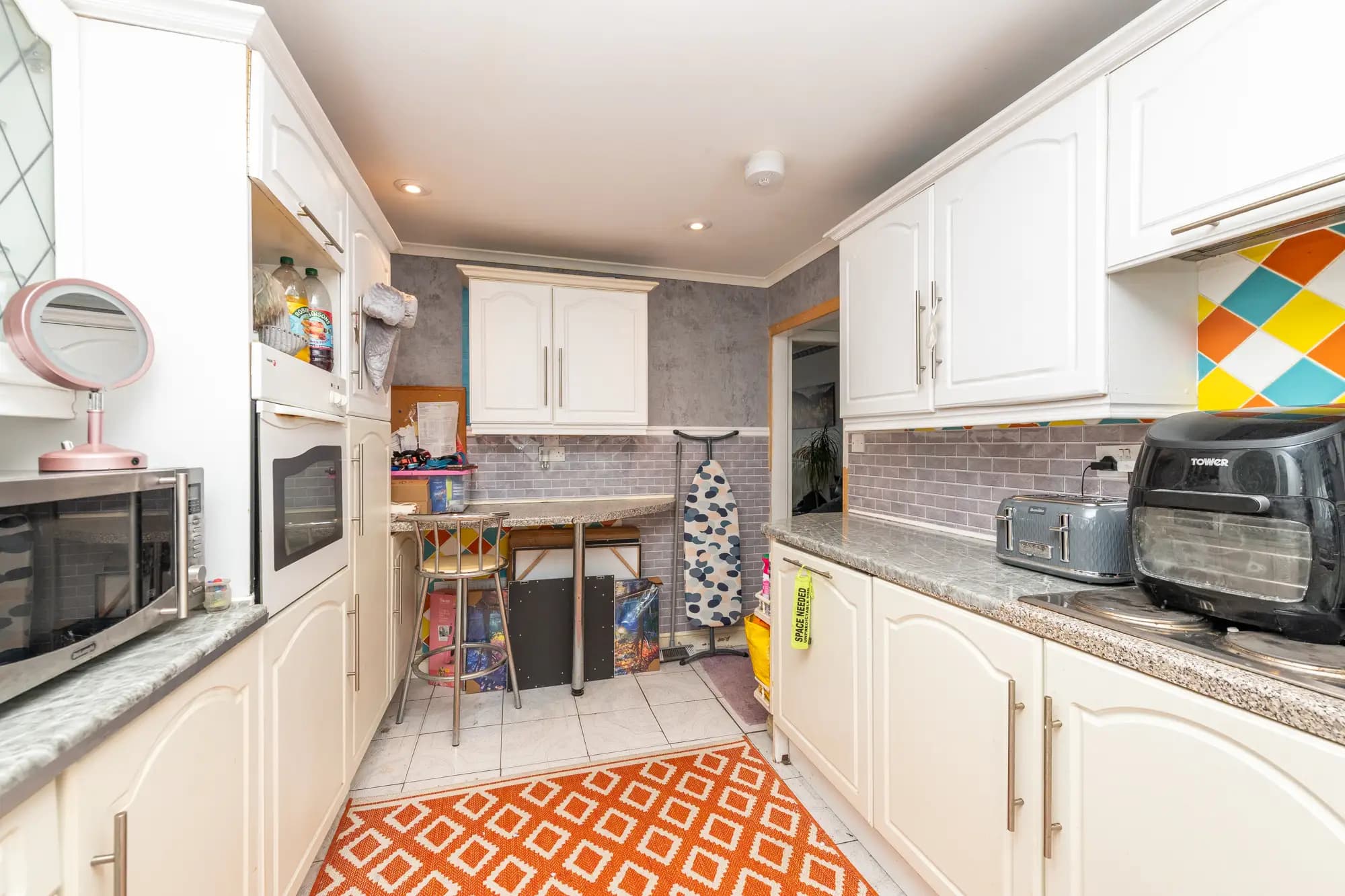 property photo 6 of 22