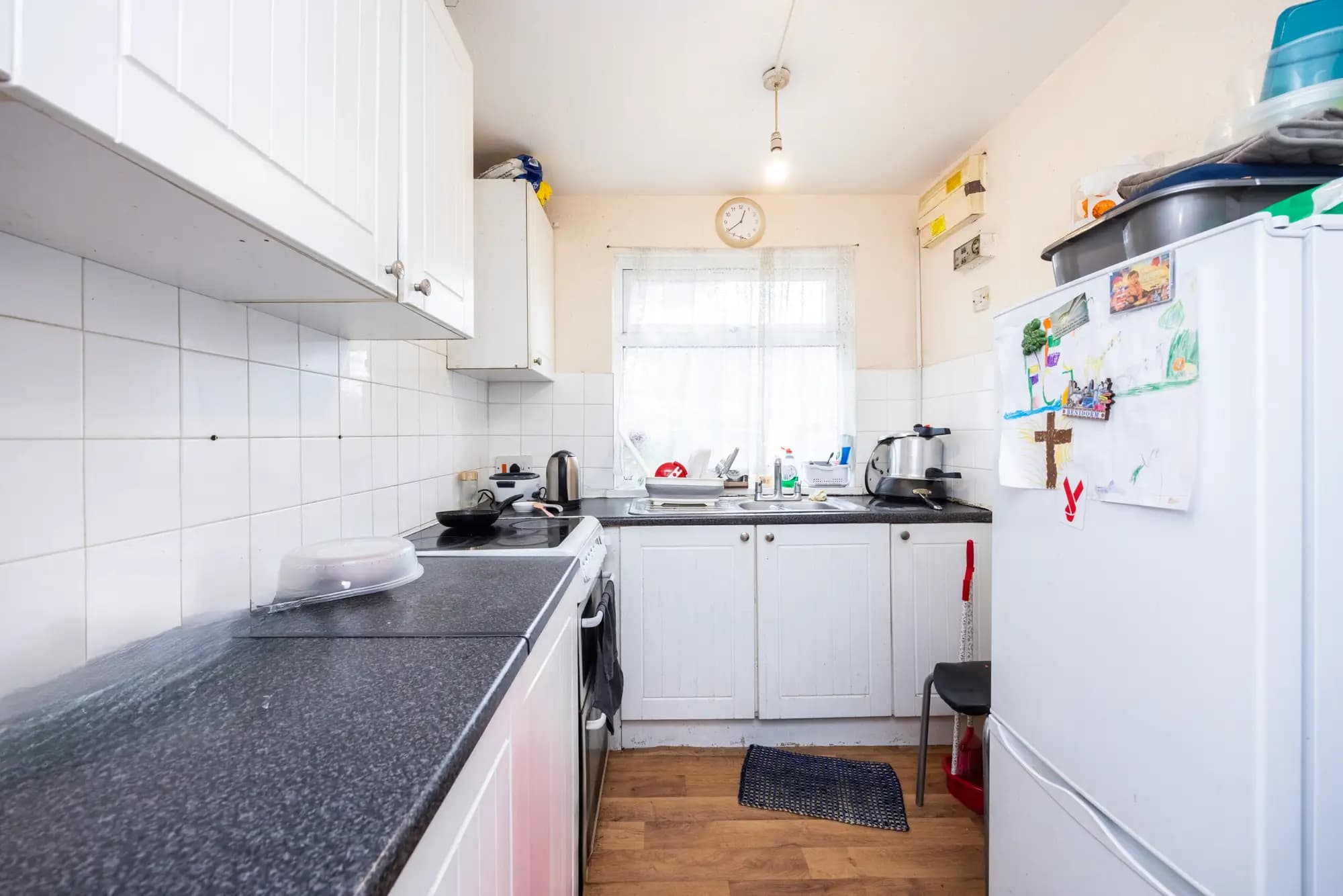 property photo 4 of 17