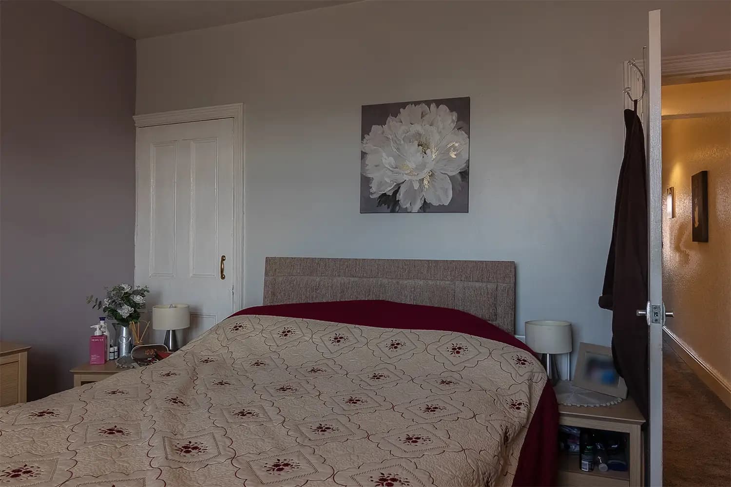 property photo 13 of 27