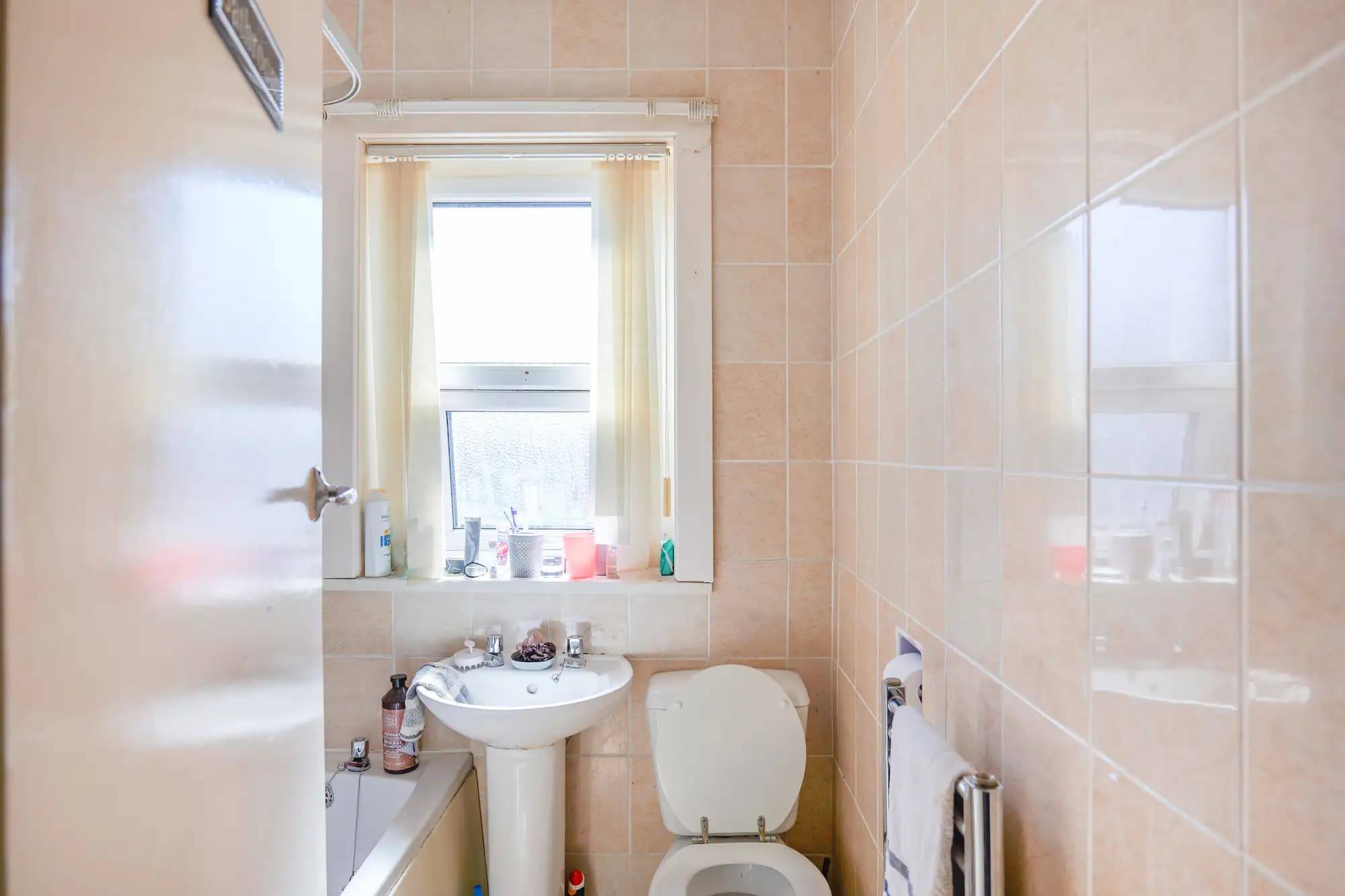 property photo 7 of 16