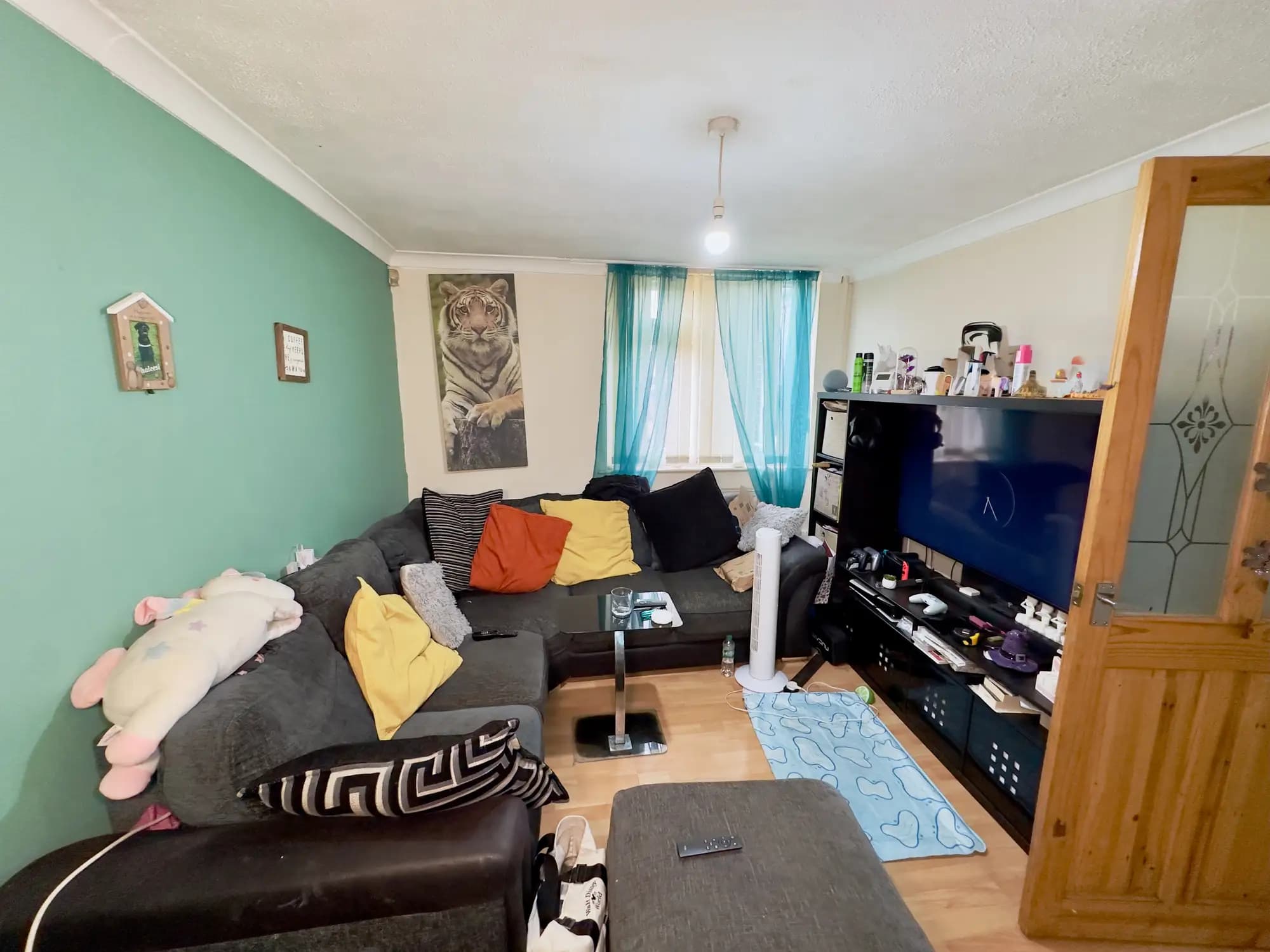 property photo 3 of 24