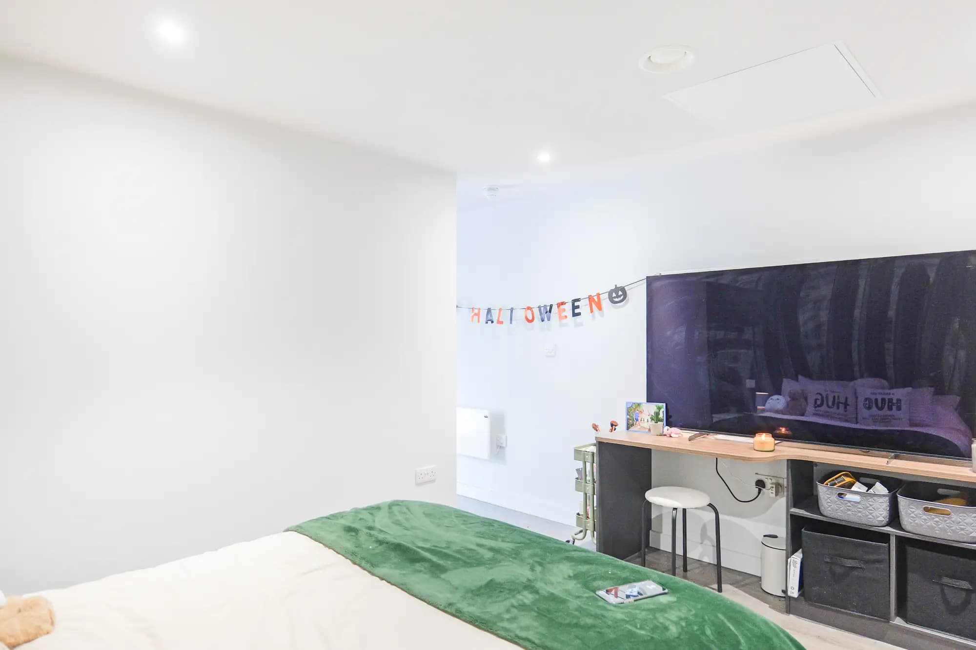 property photo 7 of 14