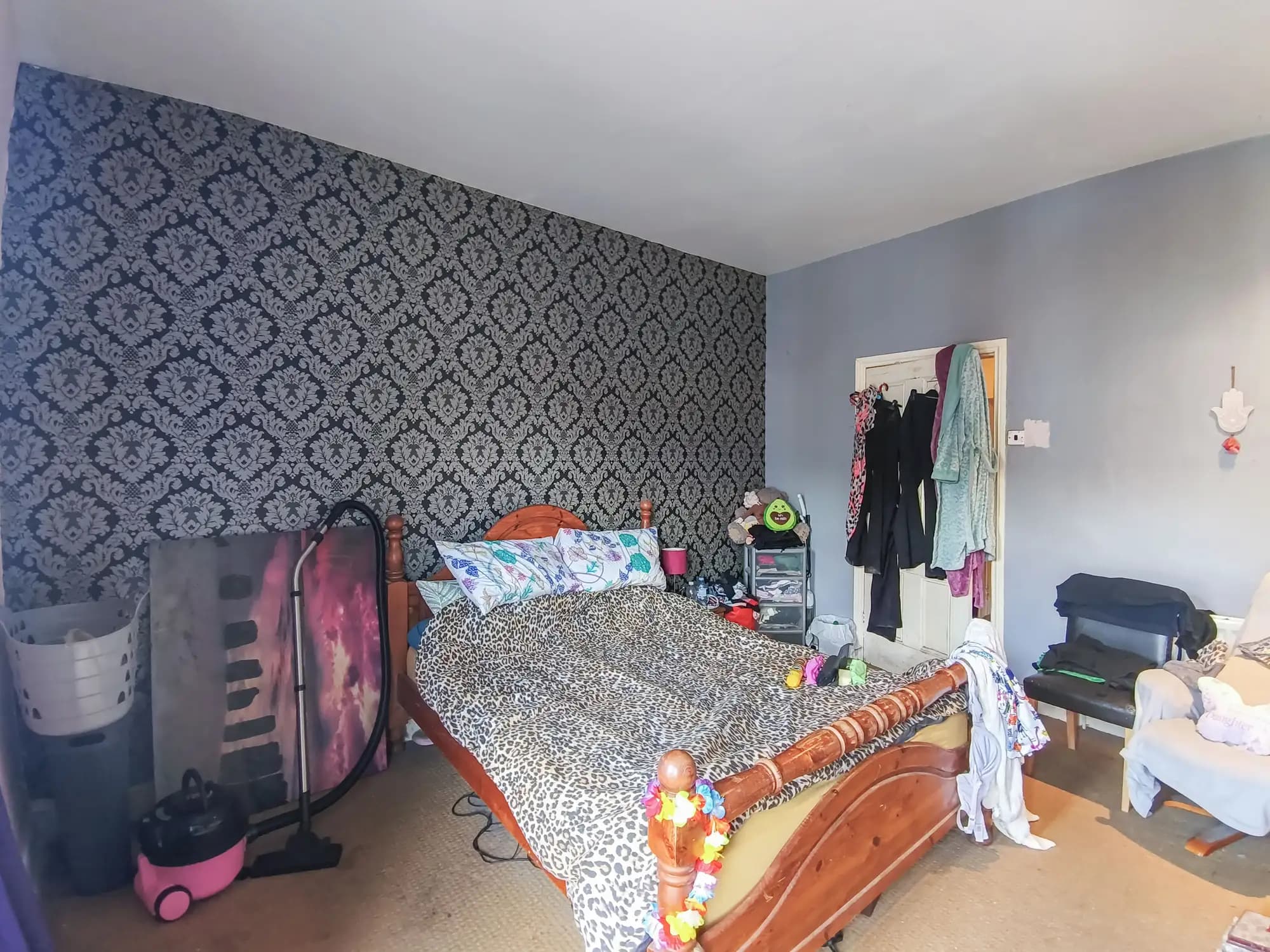 property photo 11 of 19