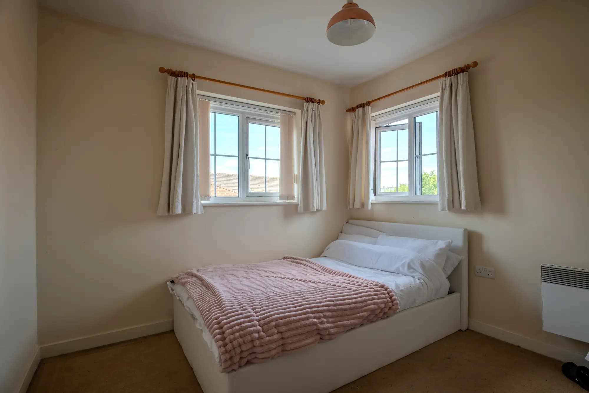 property photo 10 of 16