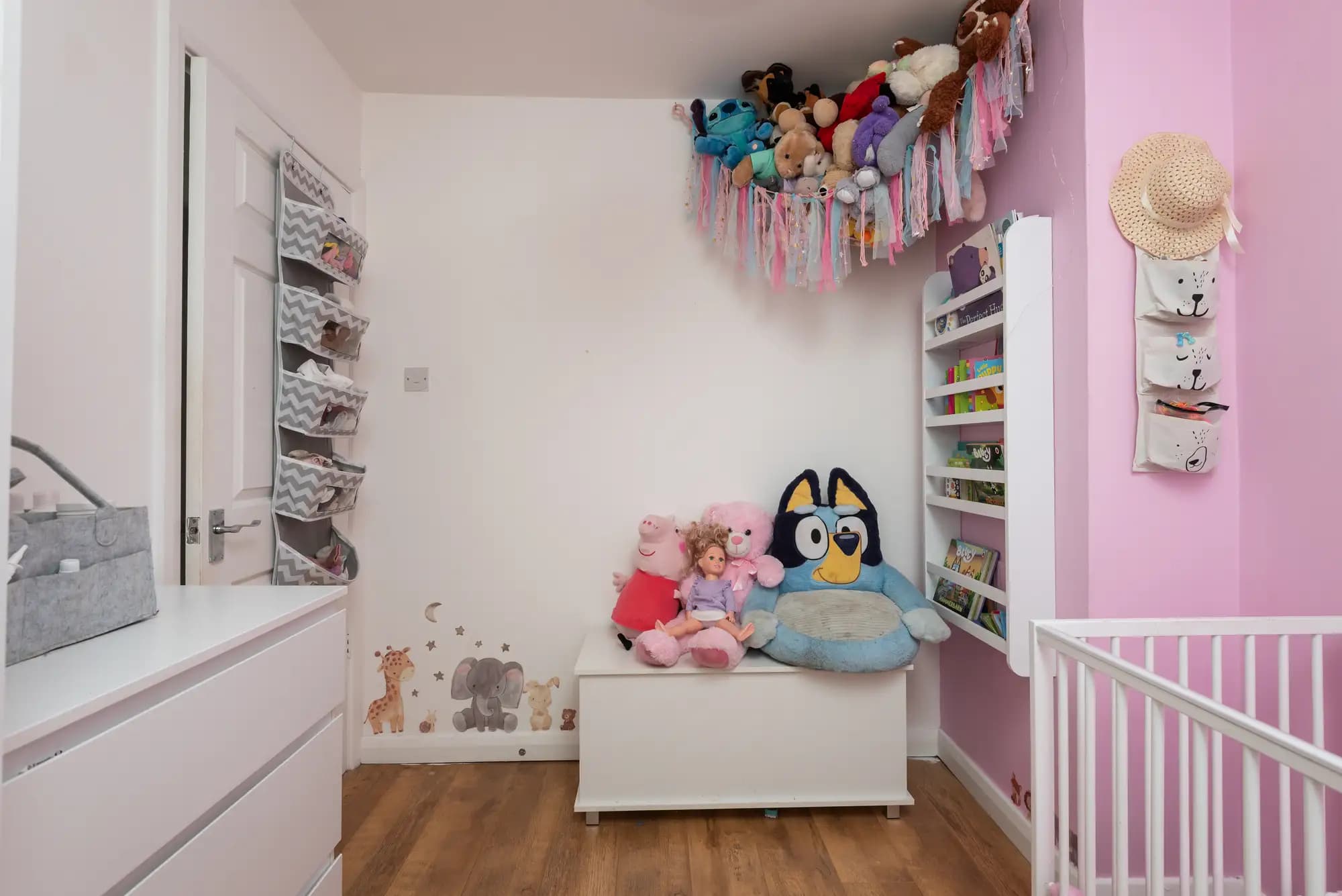 property photo 13 of 27