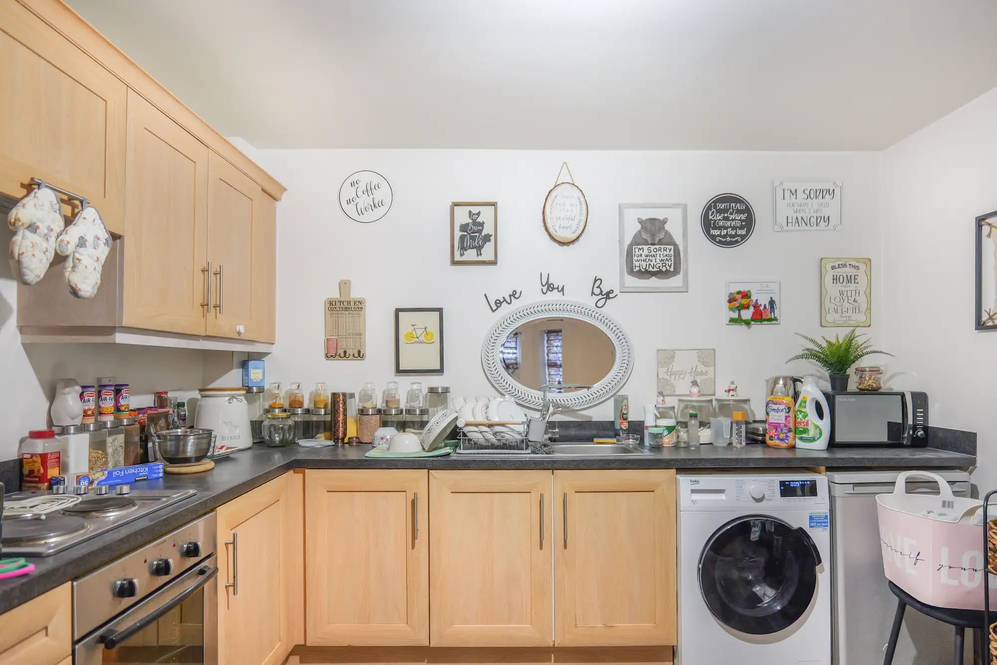 property photo 4 of 19