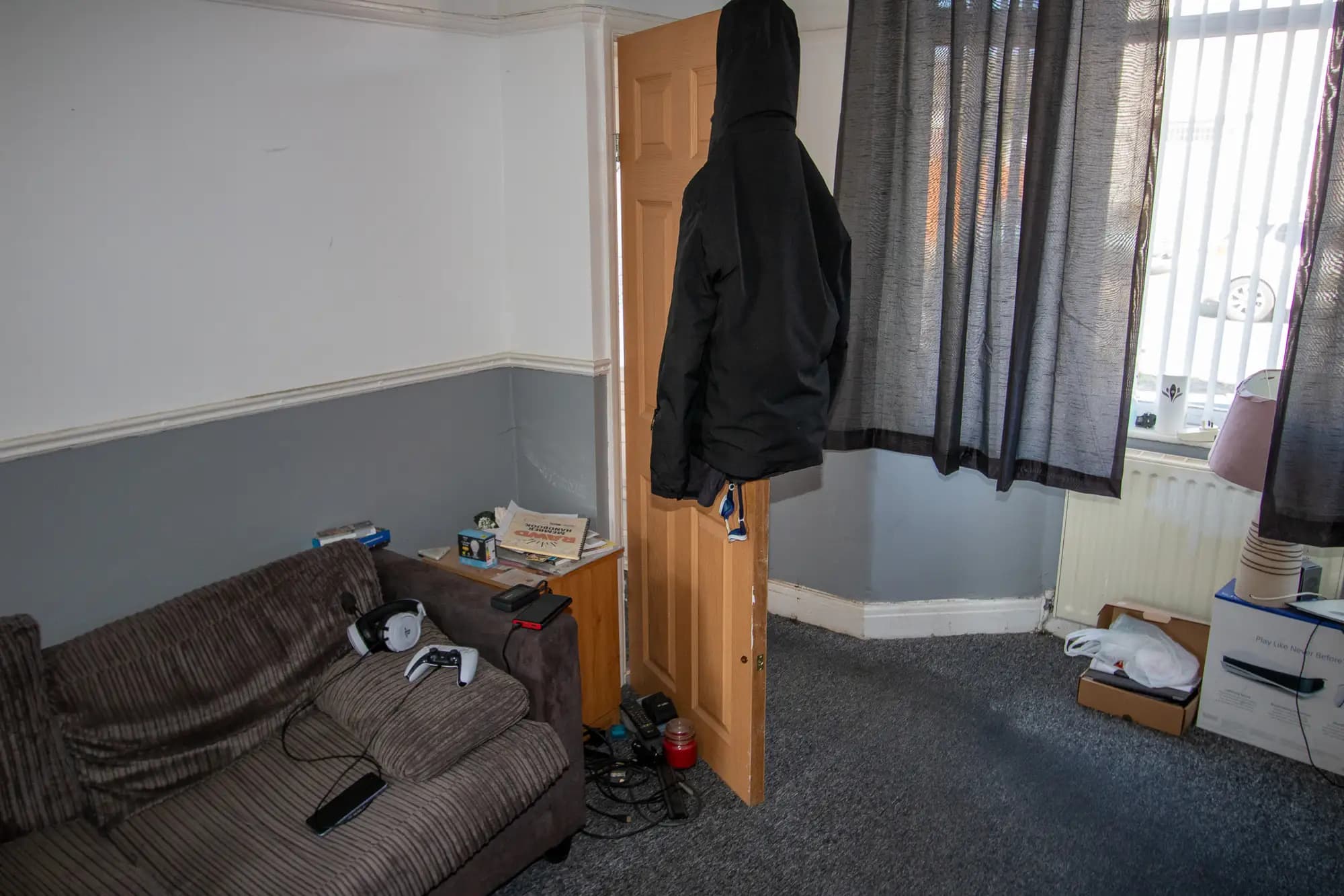 property photo 5 of 18
