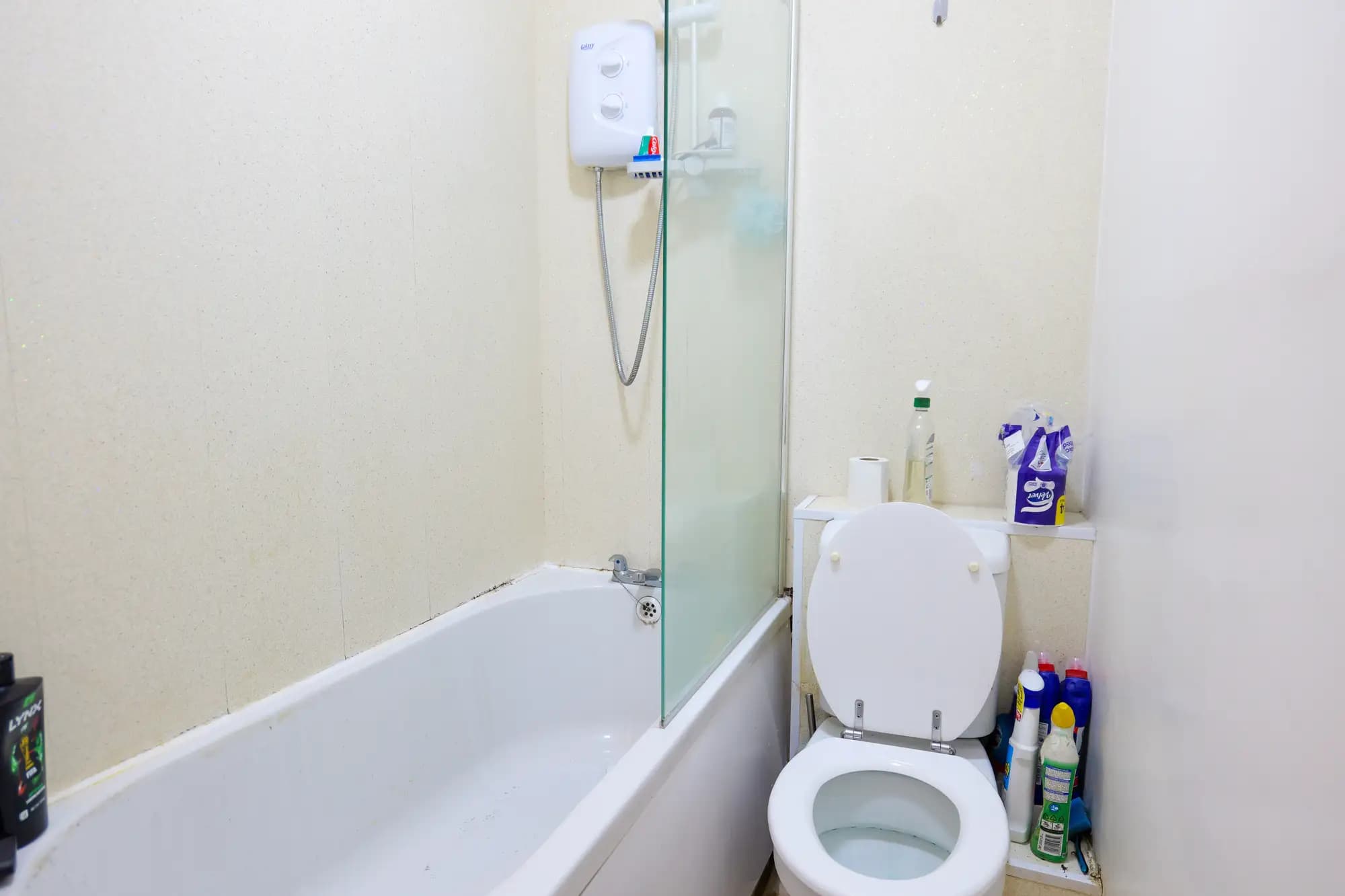property photo 14 of 33