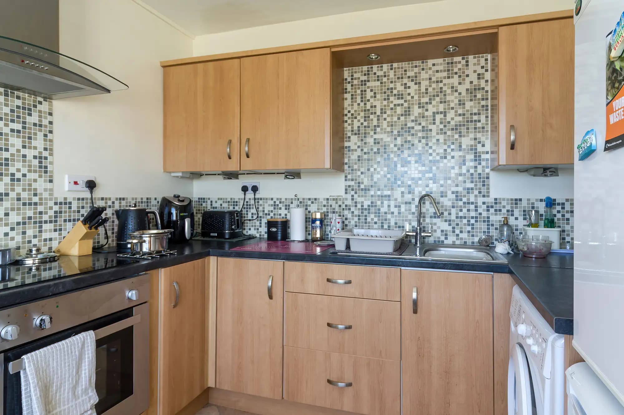 property photo 11 of 35
