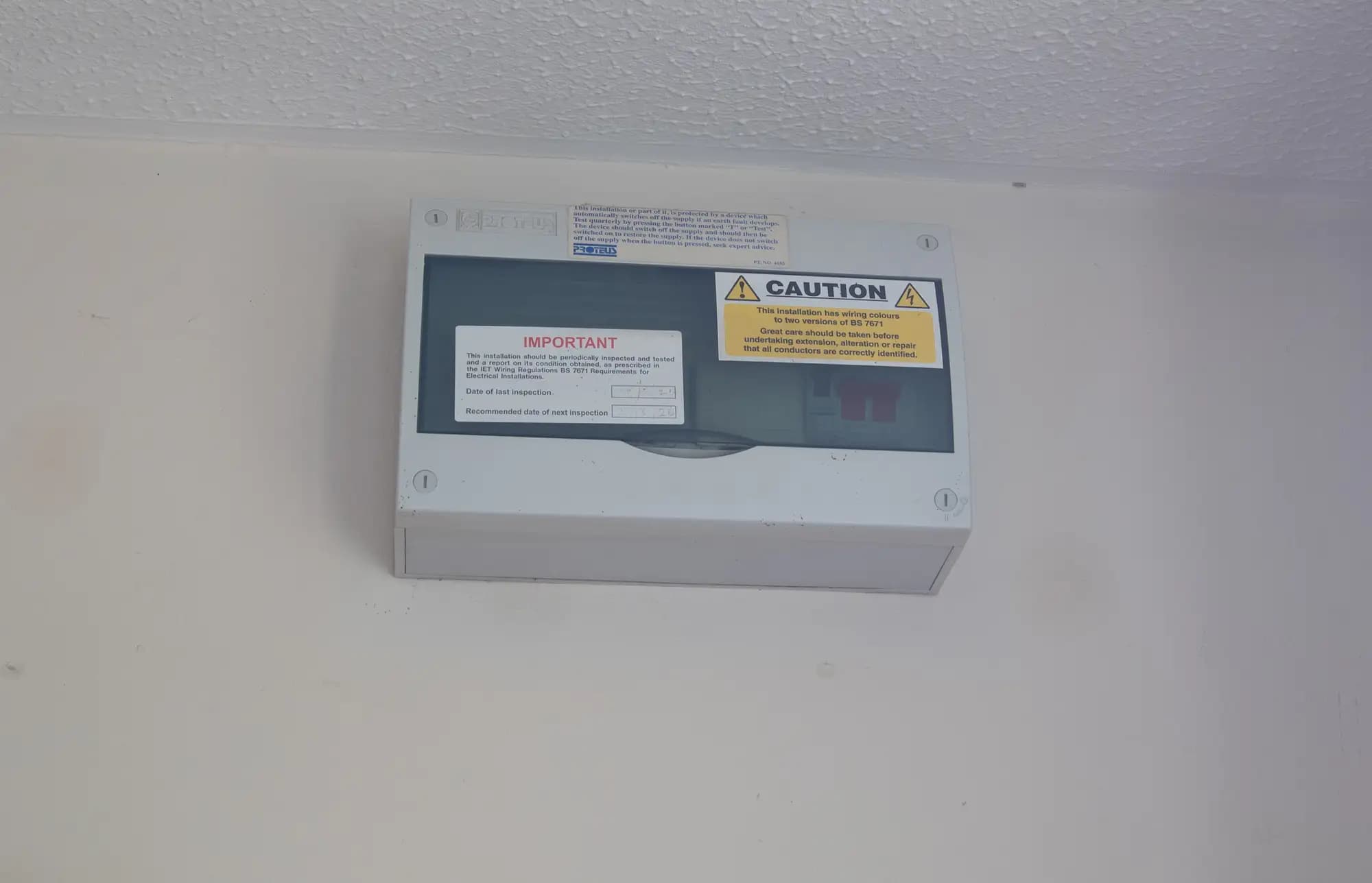 property photo 11 of 16