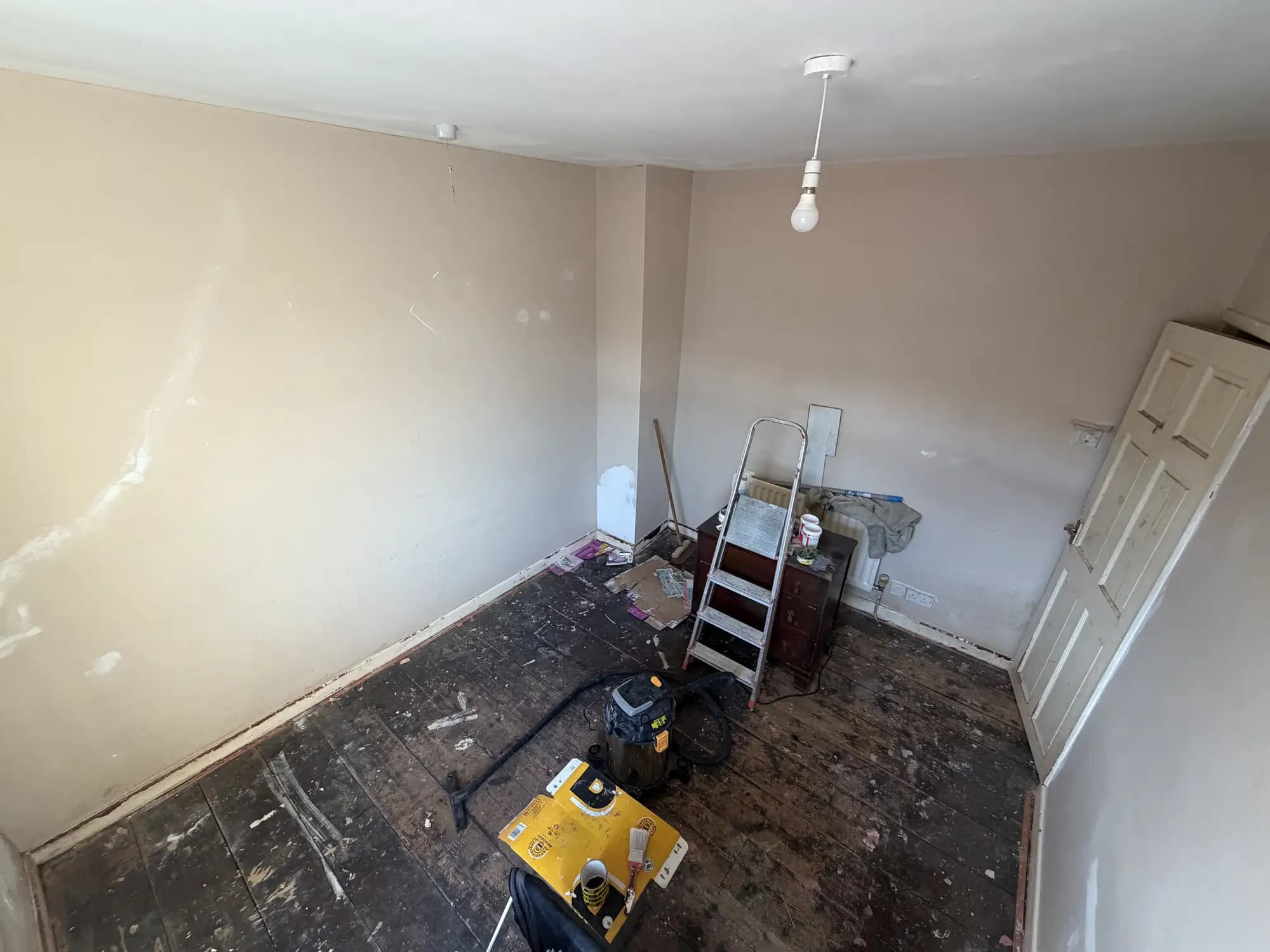 property photo 12 of 16