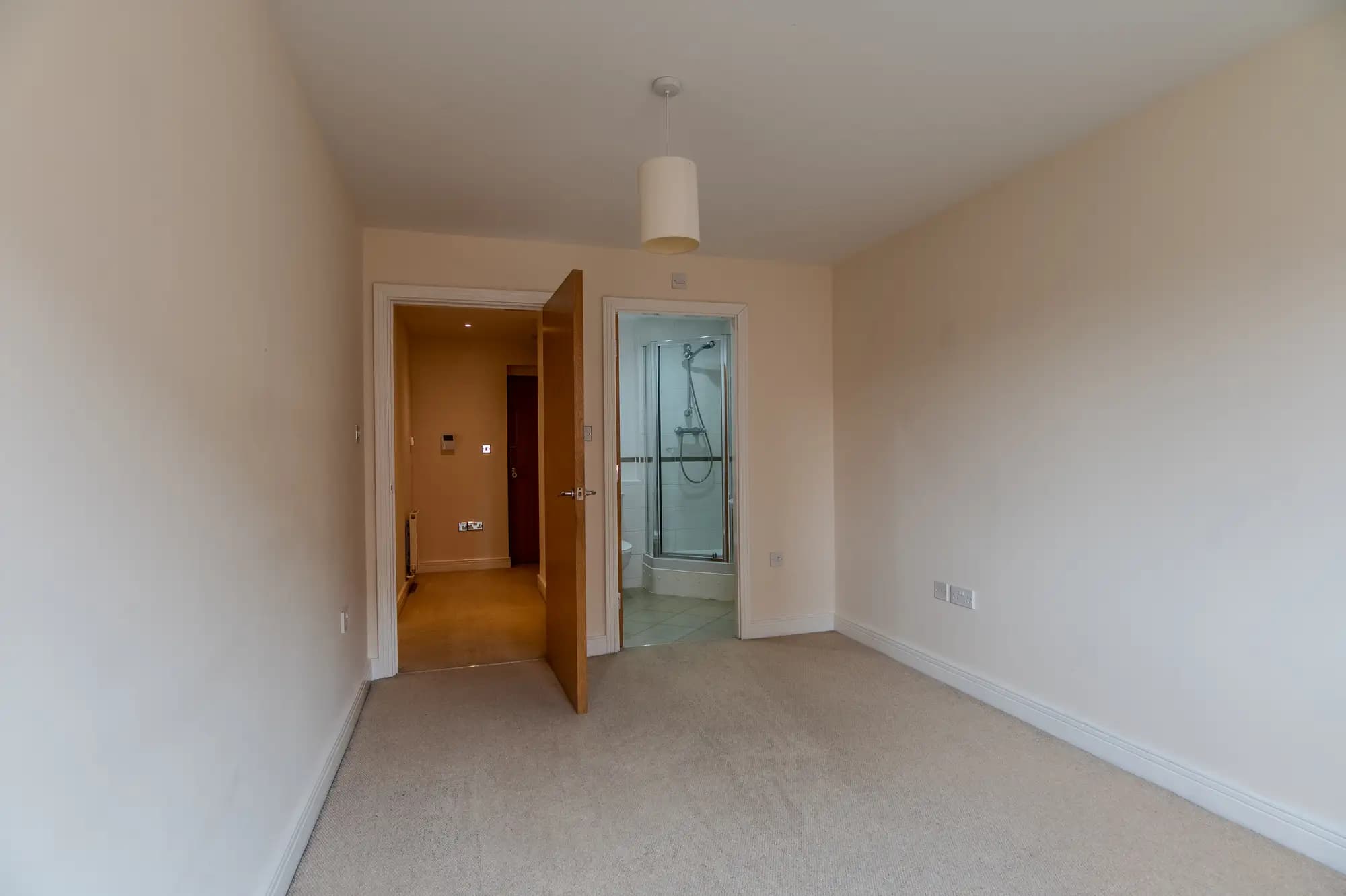 property photo 14 of 20