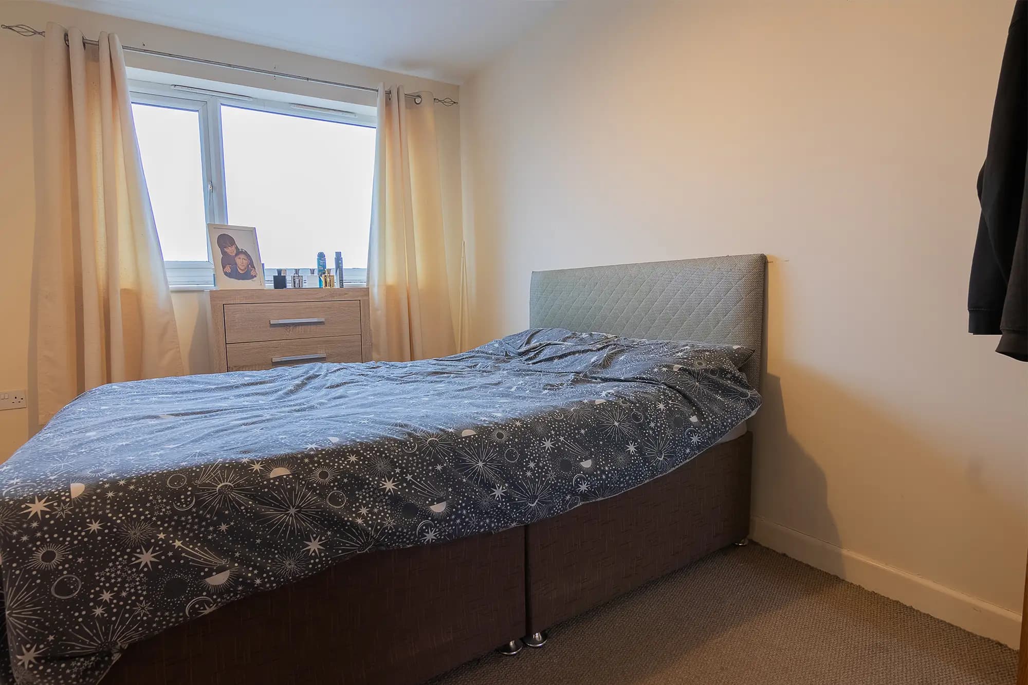 property photo 12 of 17