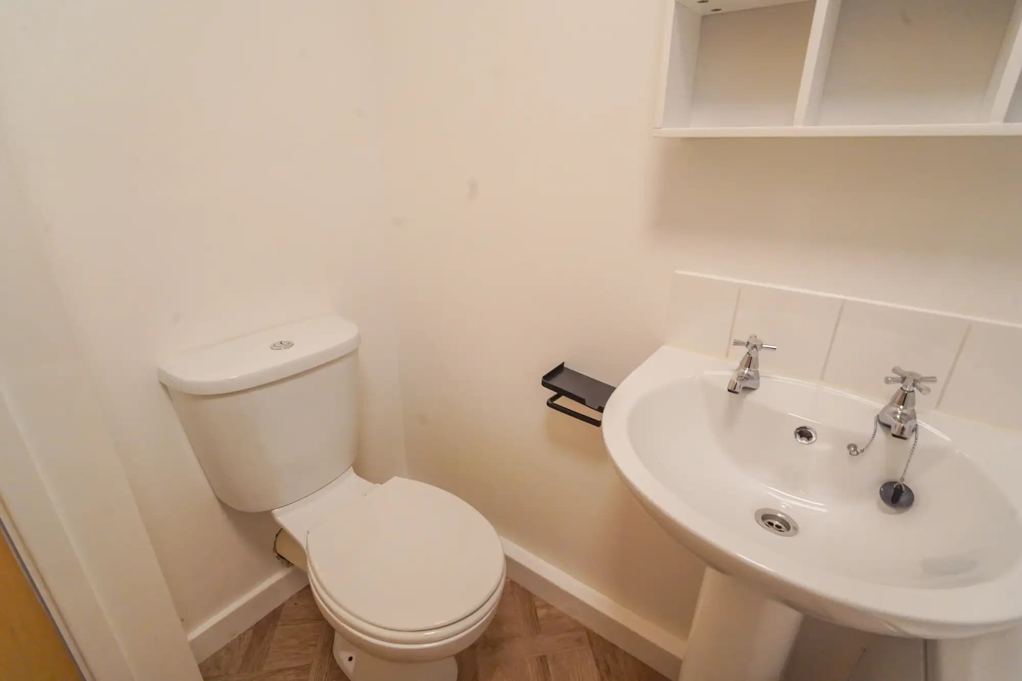 property photo 15 of 31