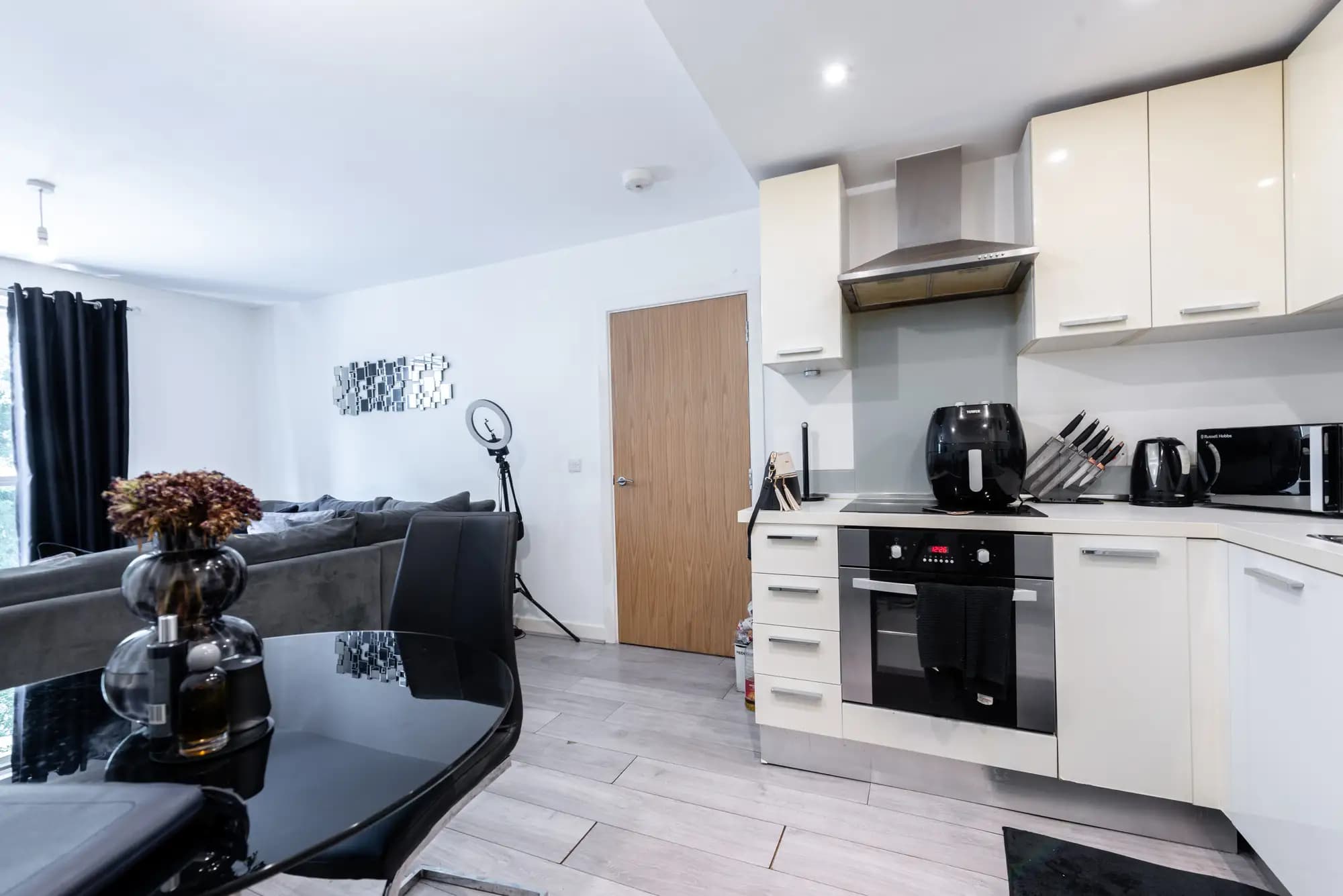 property photo 12 of 42