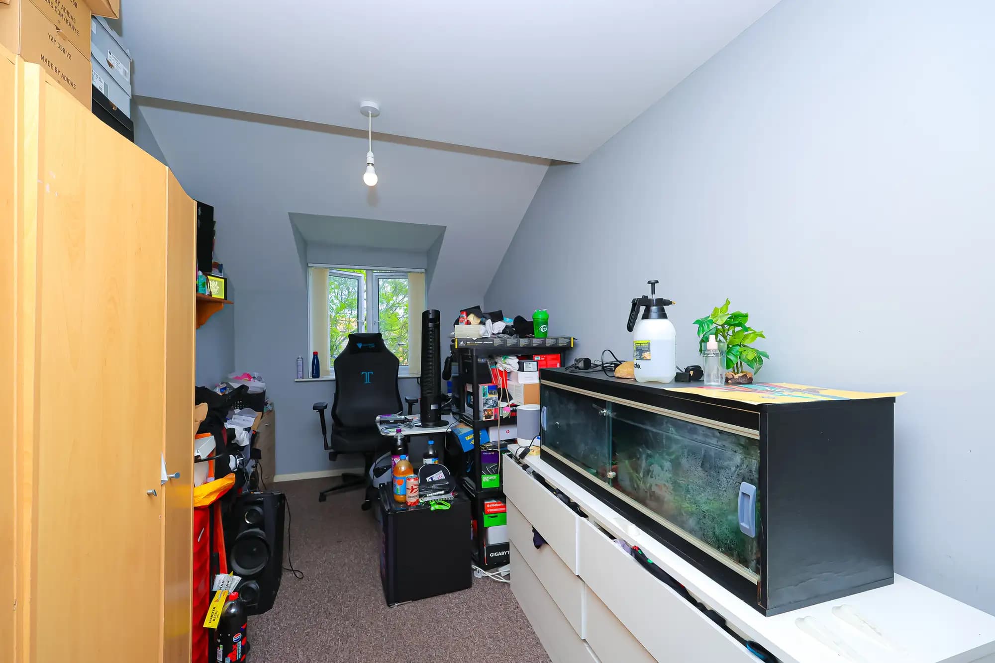 property photo 20 of 25