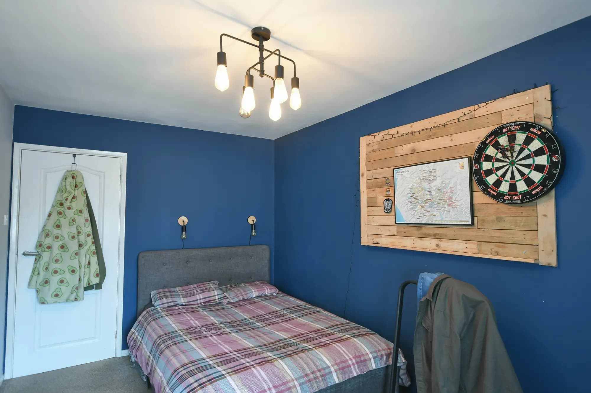 property photo 12 of 21