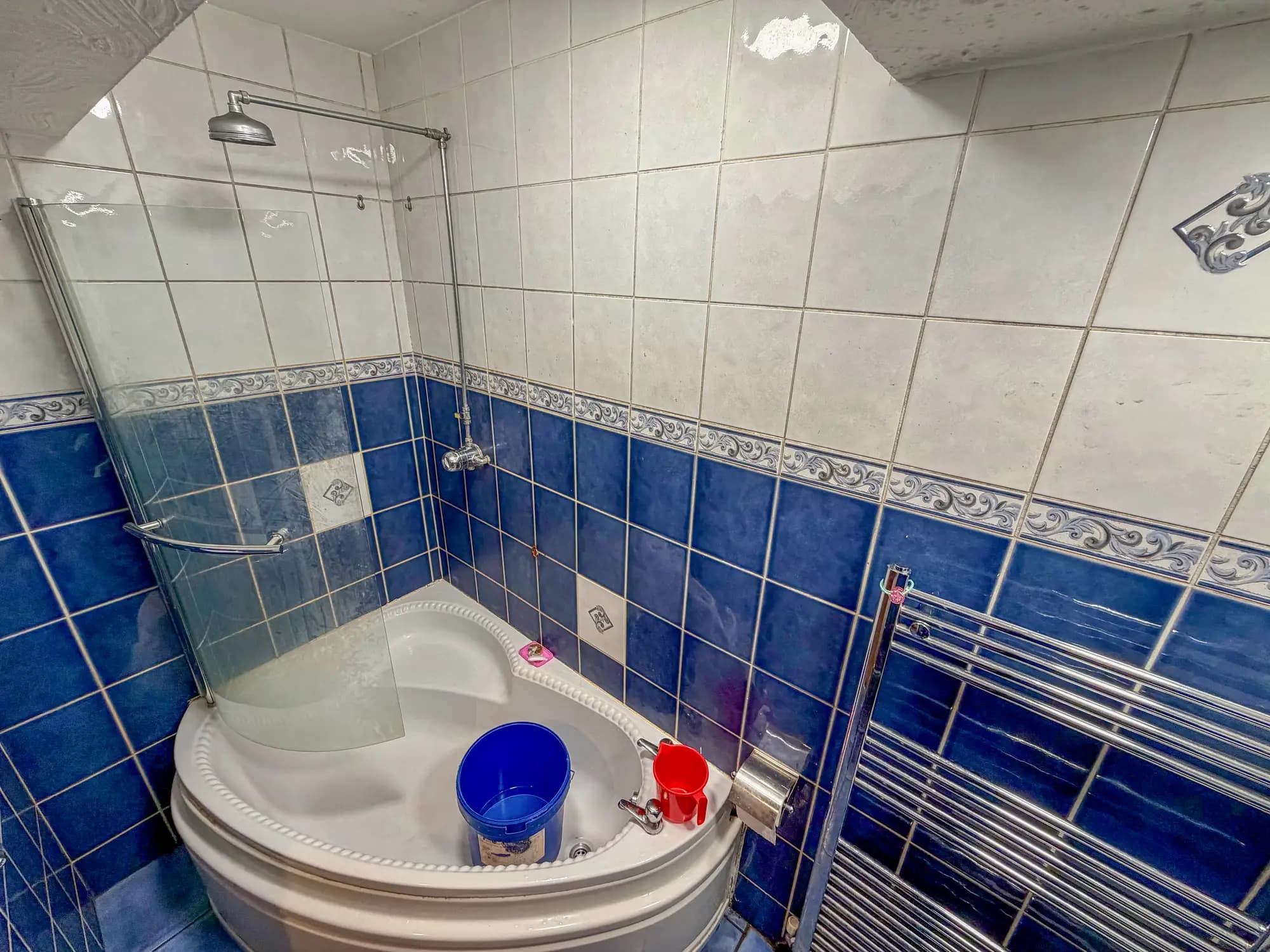 property photo 25 of 45