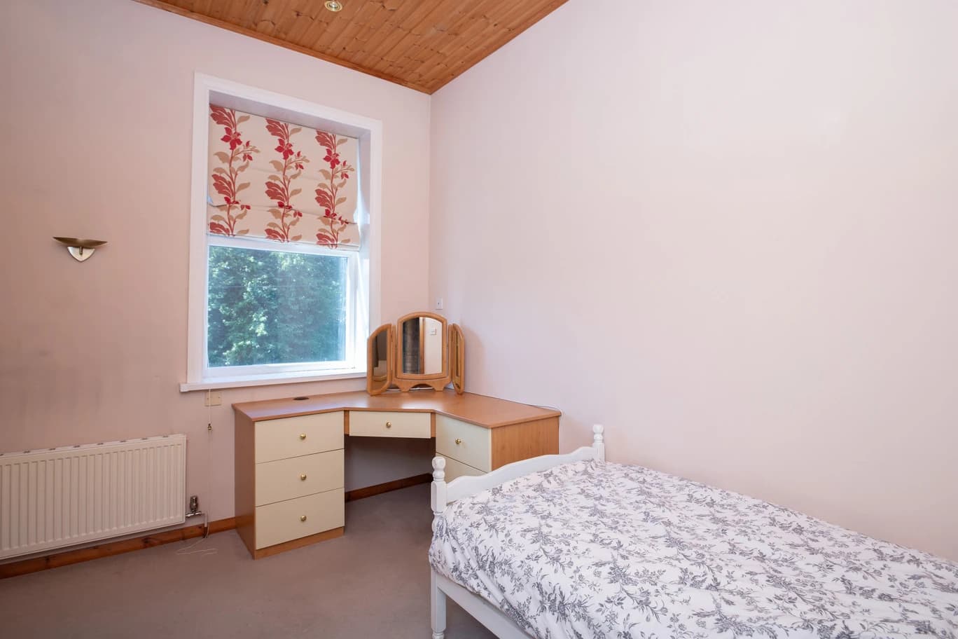 property photo 22 of 47