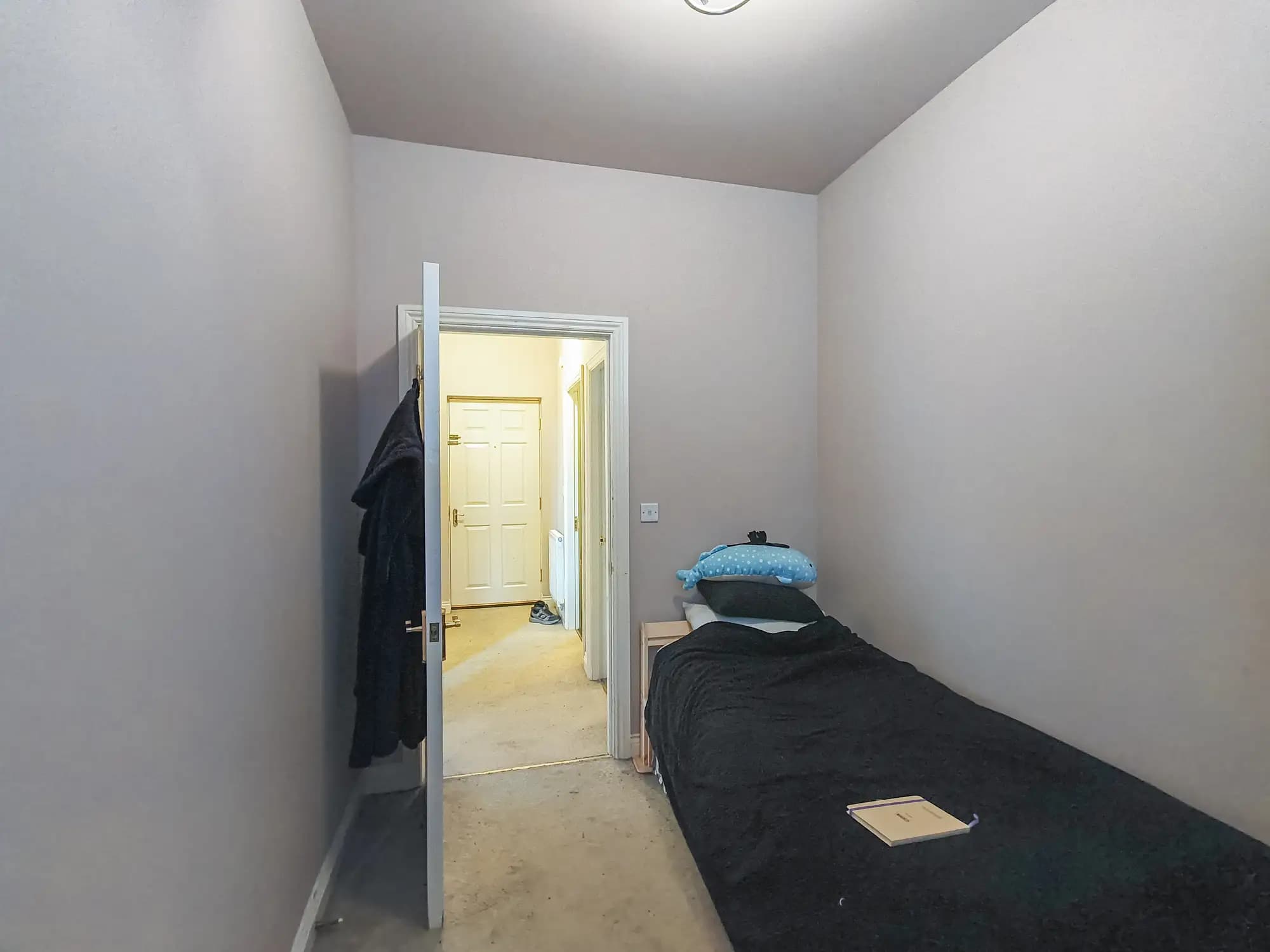 property photo 13 of 16