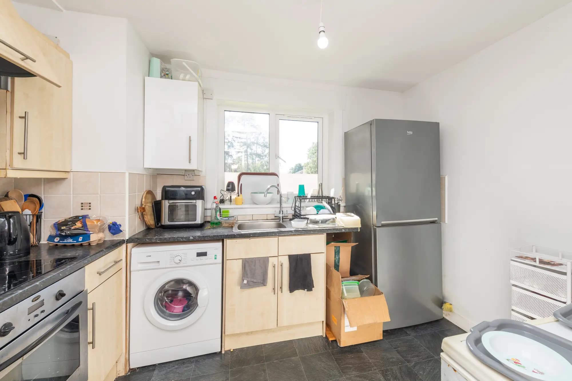 property photo 5 of 18