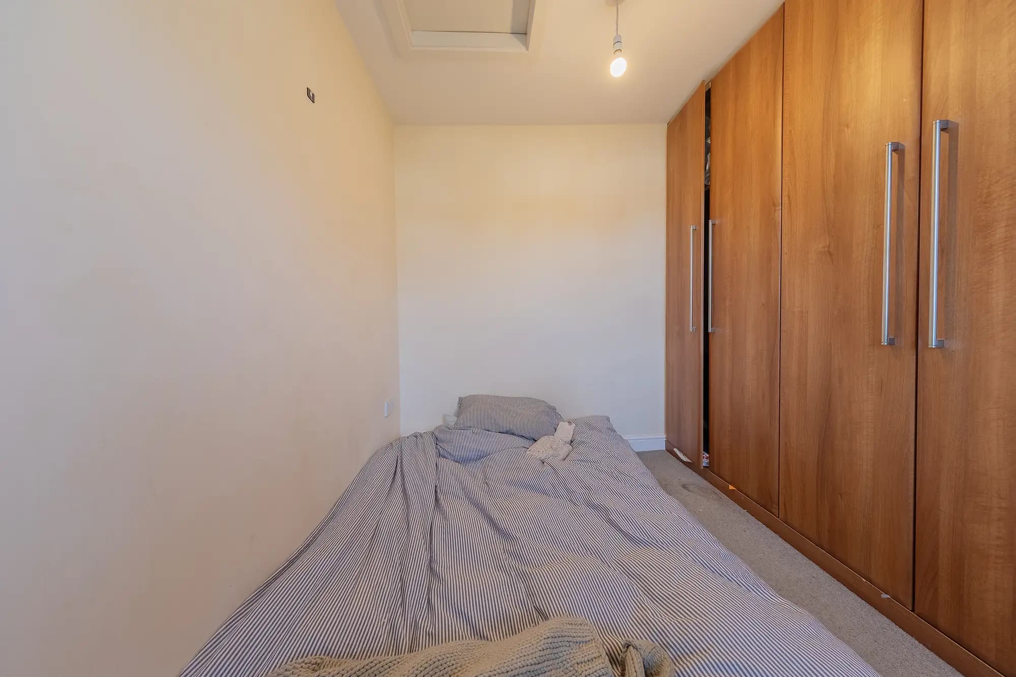 property photo 14 of 19