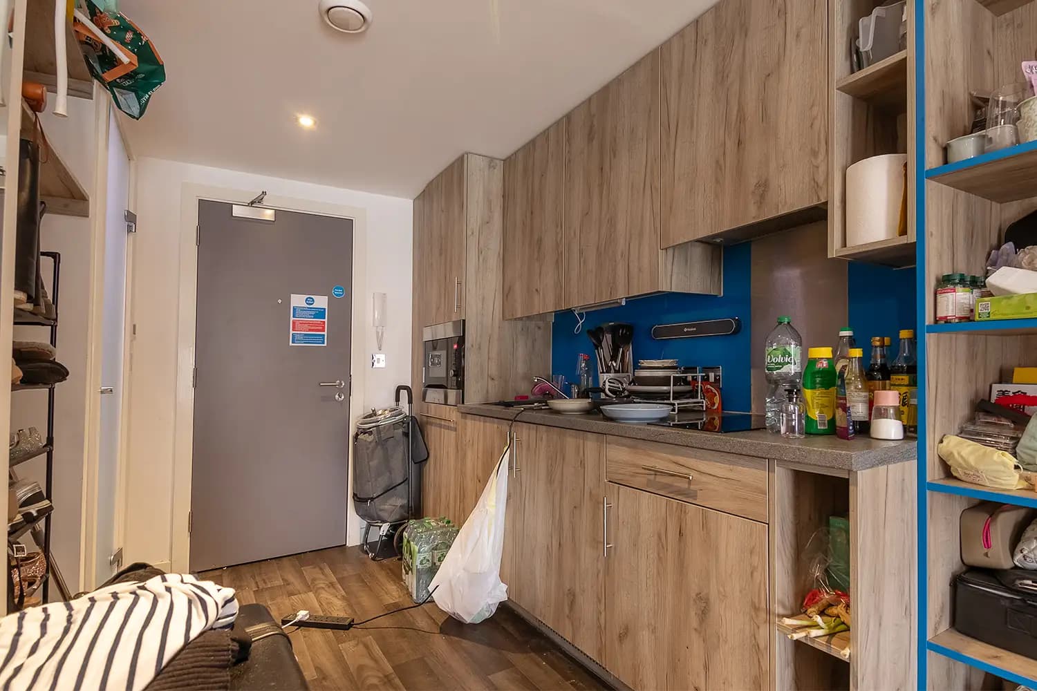 property photo 9 of 15