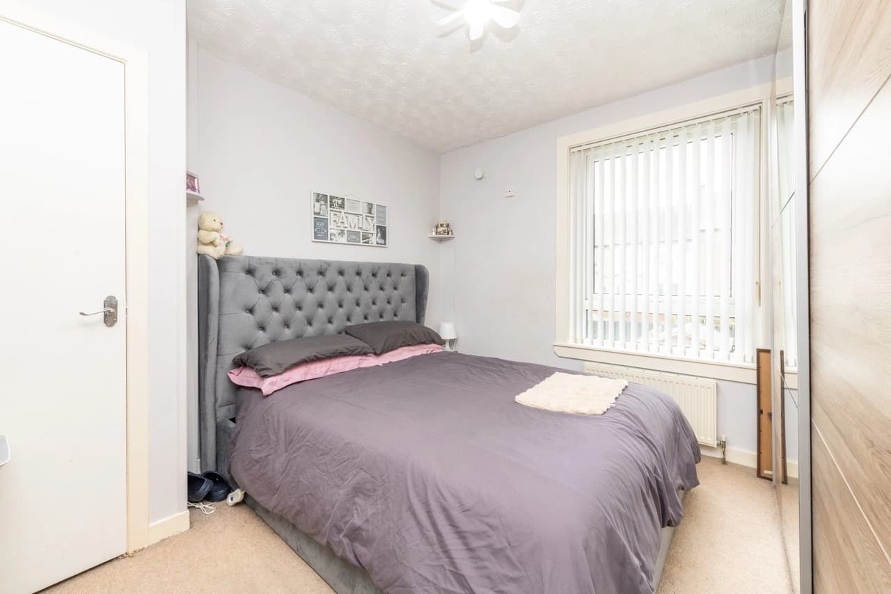 property photo 12 of 24