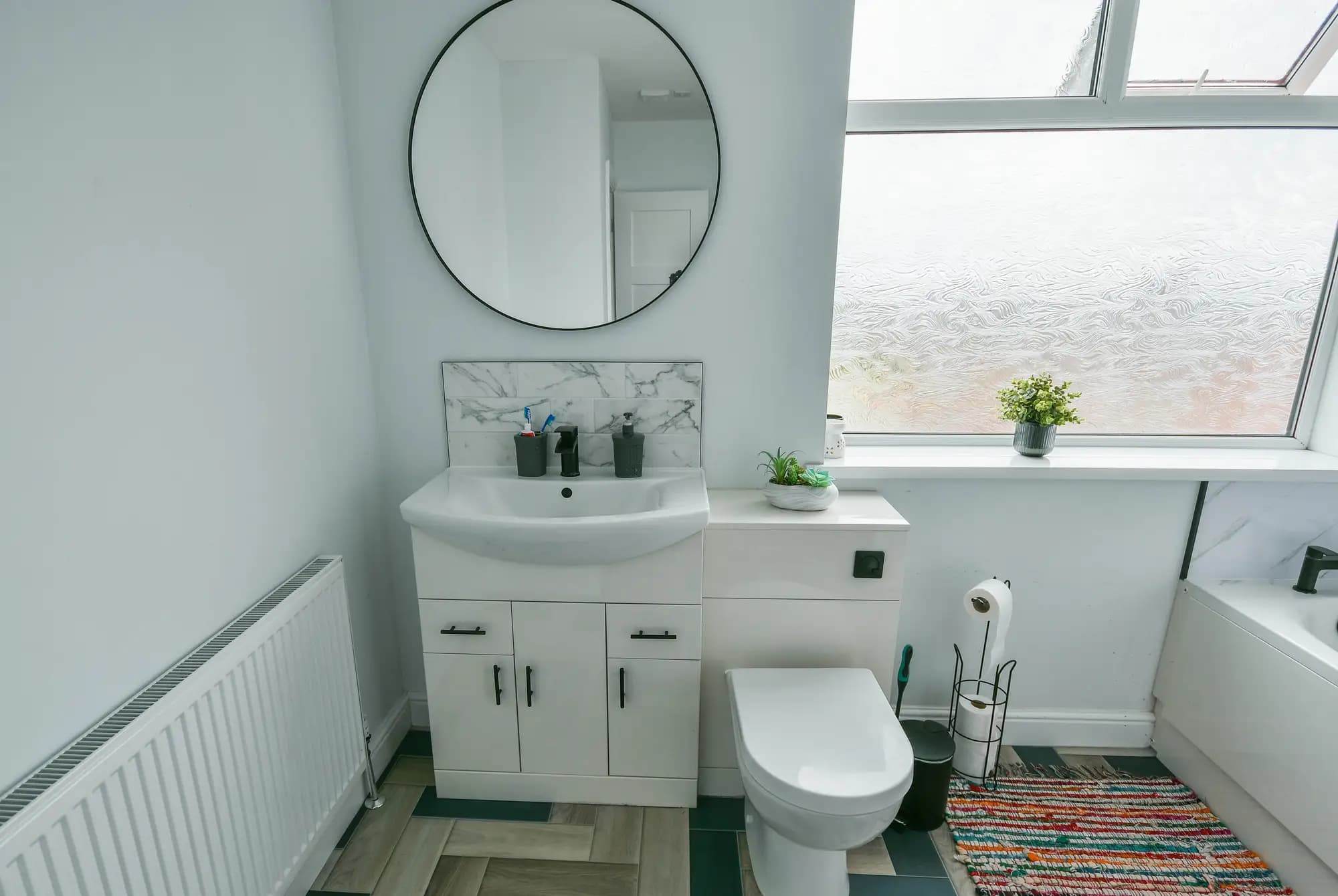 property photo 14 of 33