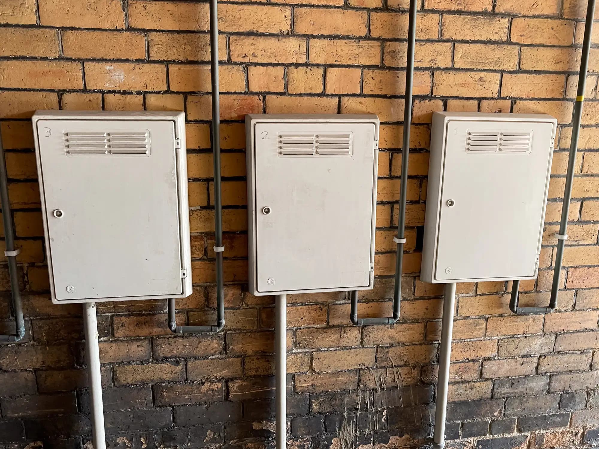 property photo 21 of 25