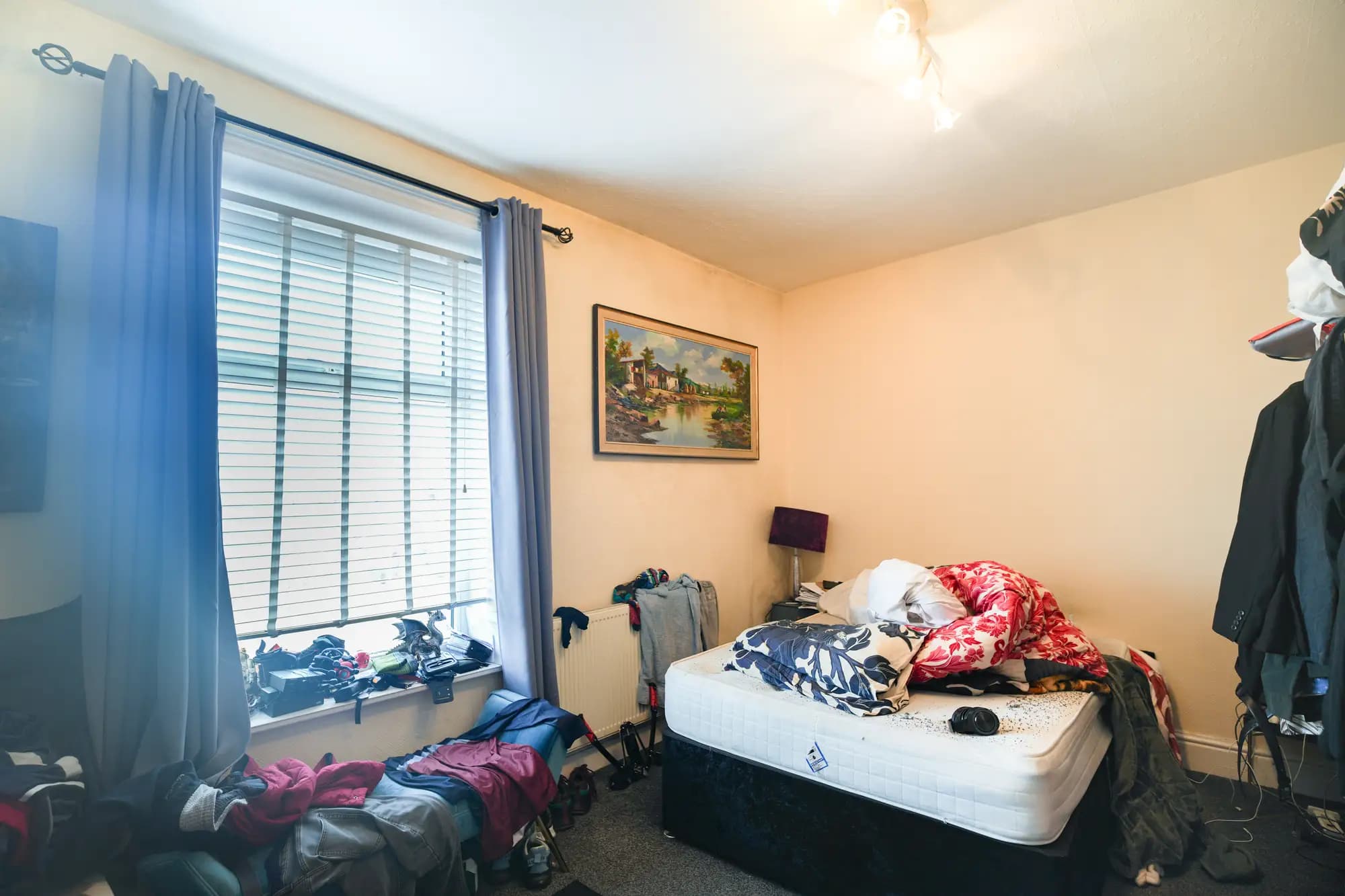 property photo 9 of 10