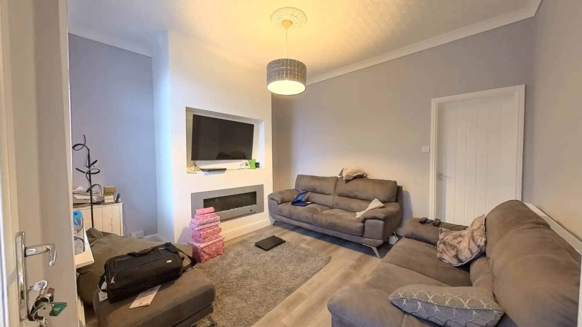 property photo 2 of 27