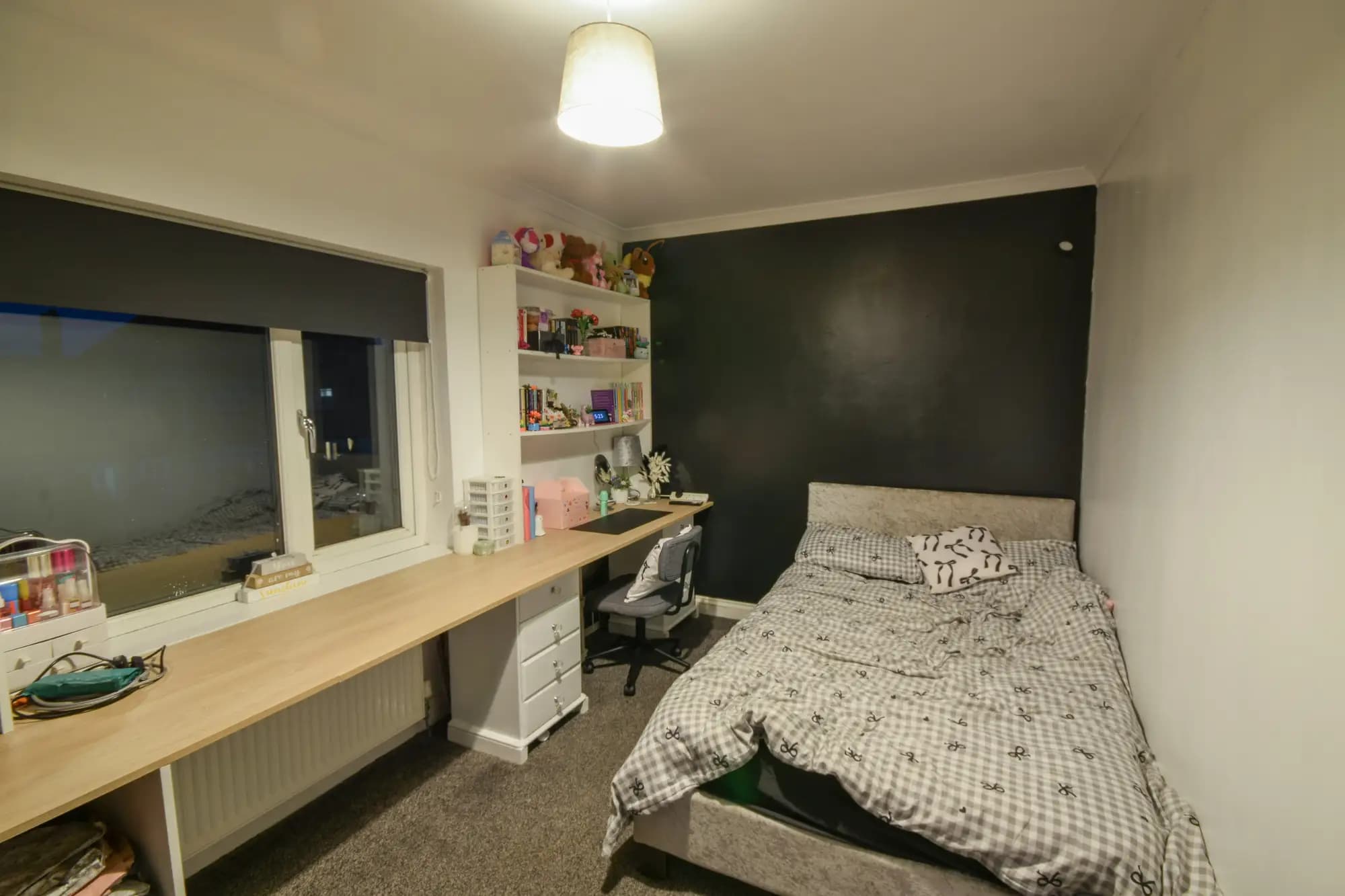 property photo 11 of 19