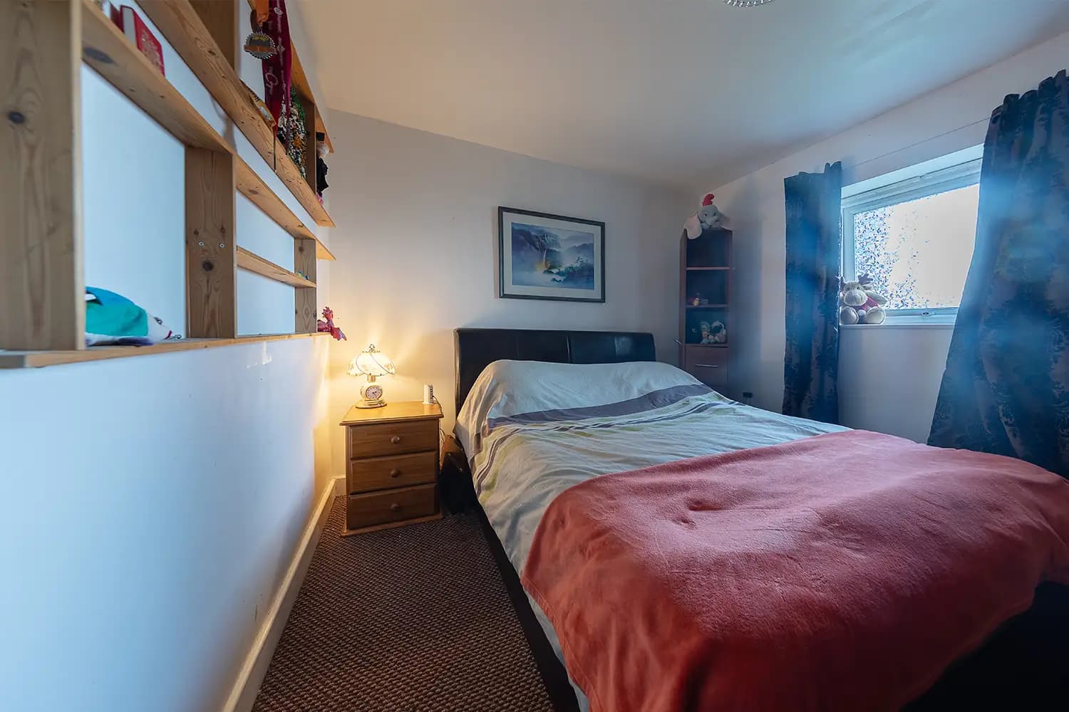 property photo 10 of 15