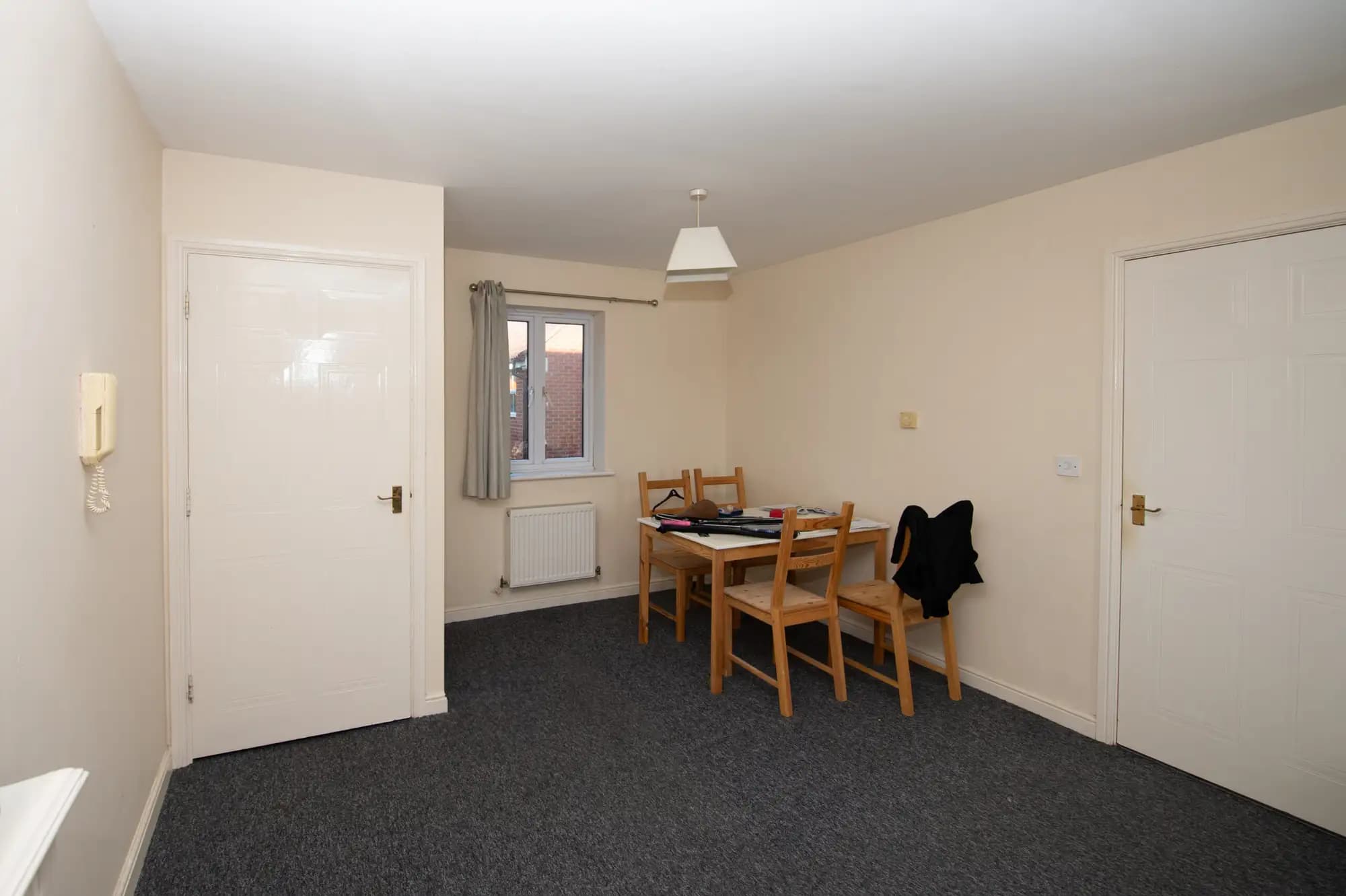 property photo 4 of 20