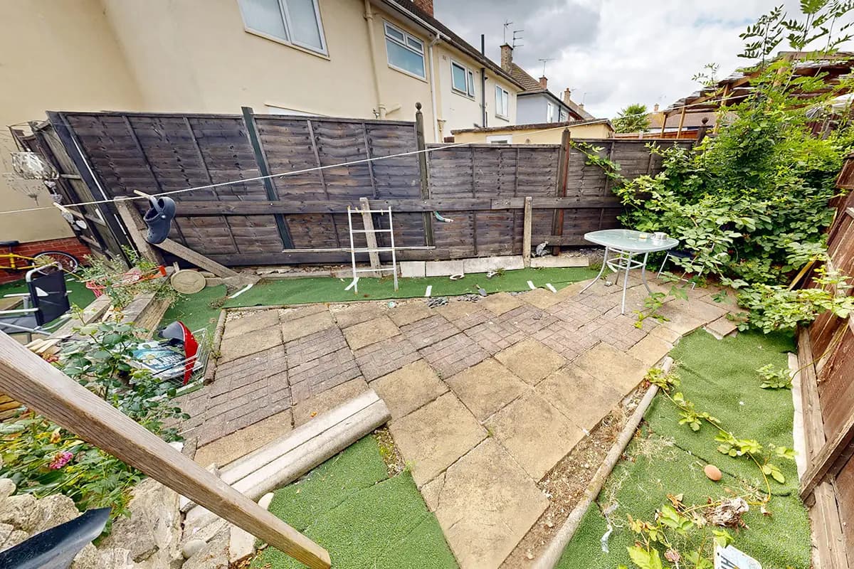 property photo 34 of 38