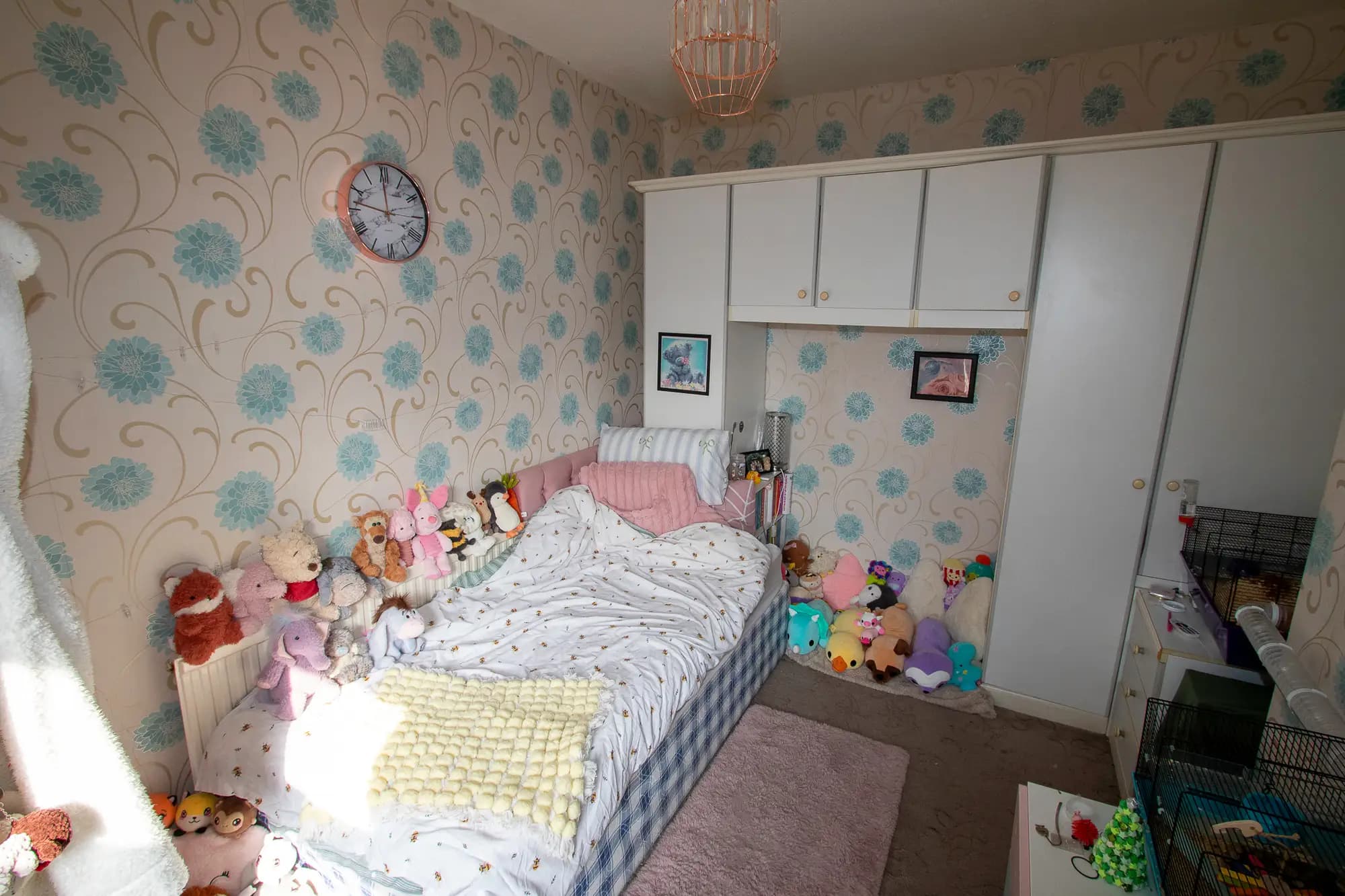 property photo 15 of 25