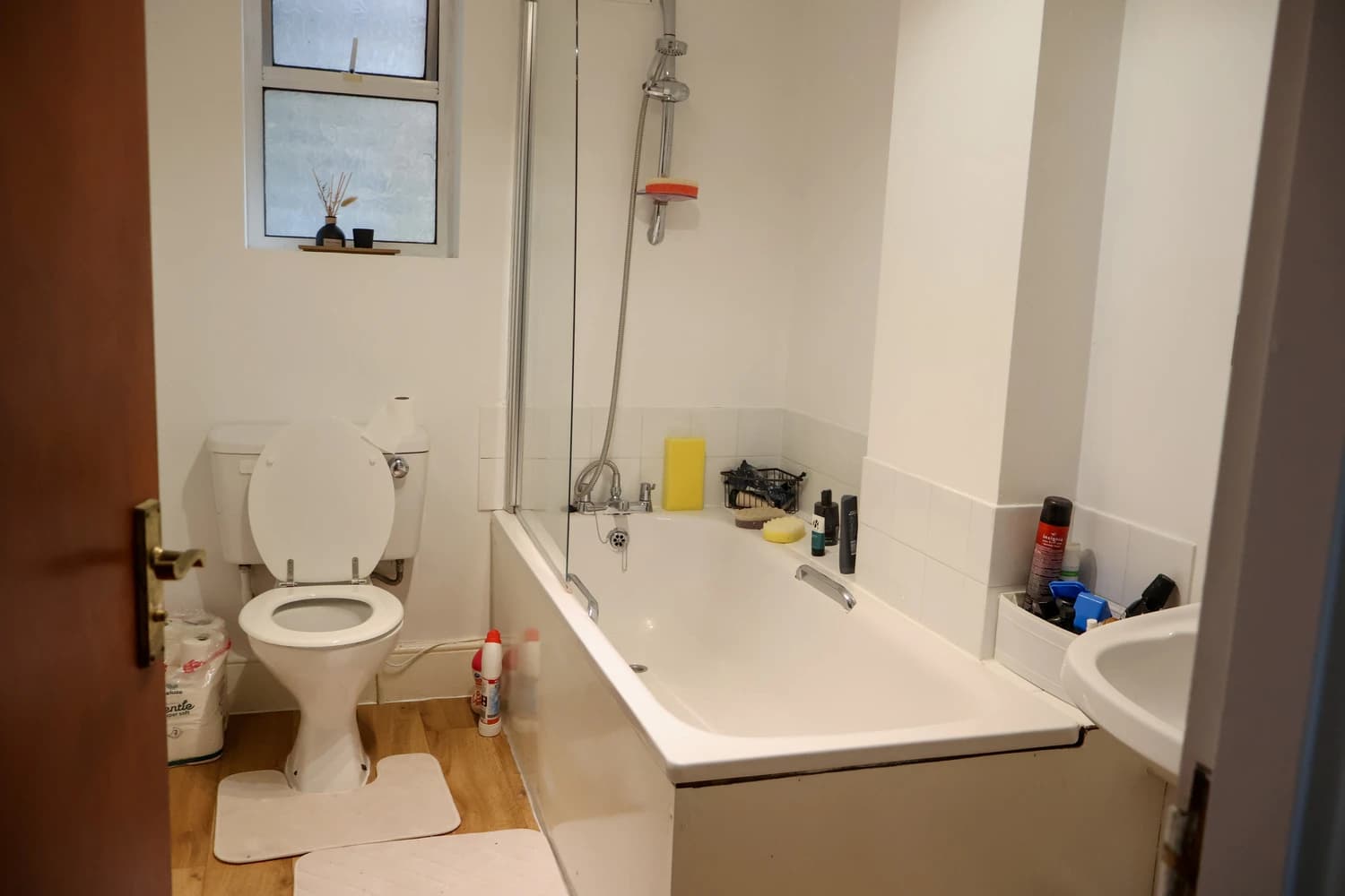 property photo 8 of 17